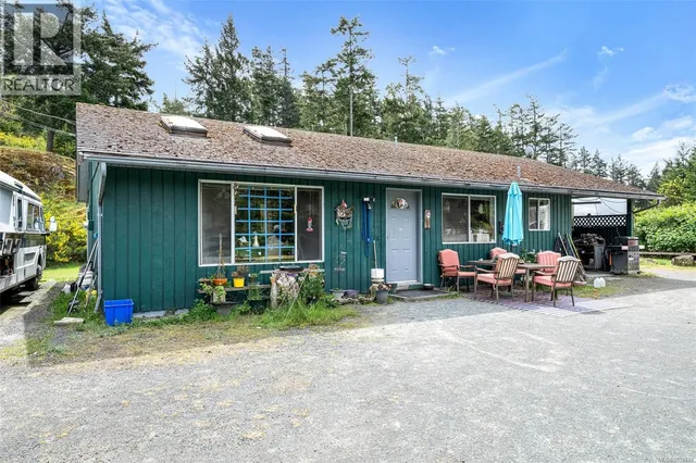 5251 ROCKY POINT ROAD, Metchosin 3