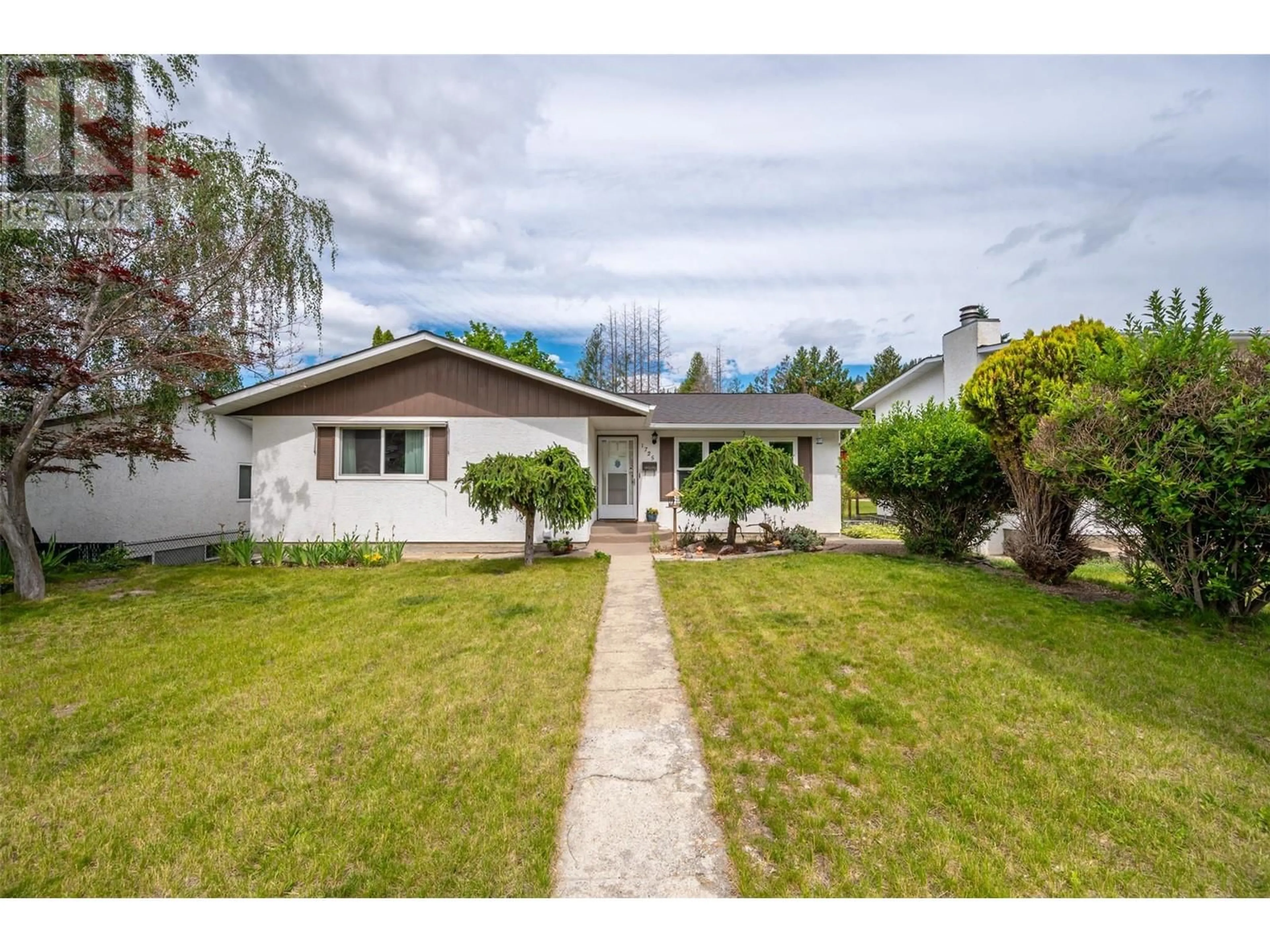 Frontside or backside of a home, cottage for 1725 Duncan Avenue E, Penticton British Columbia V2A7C3