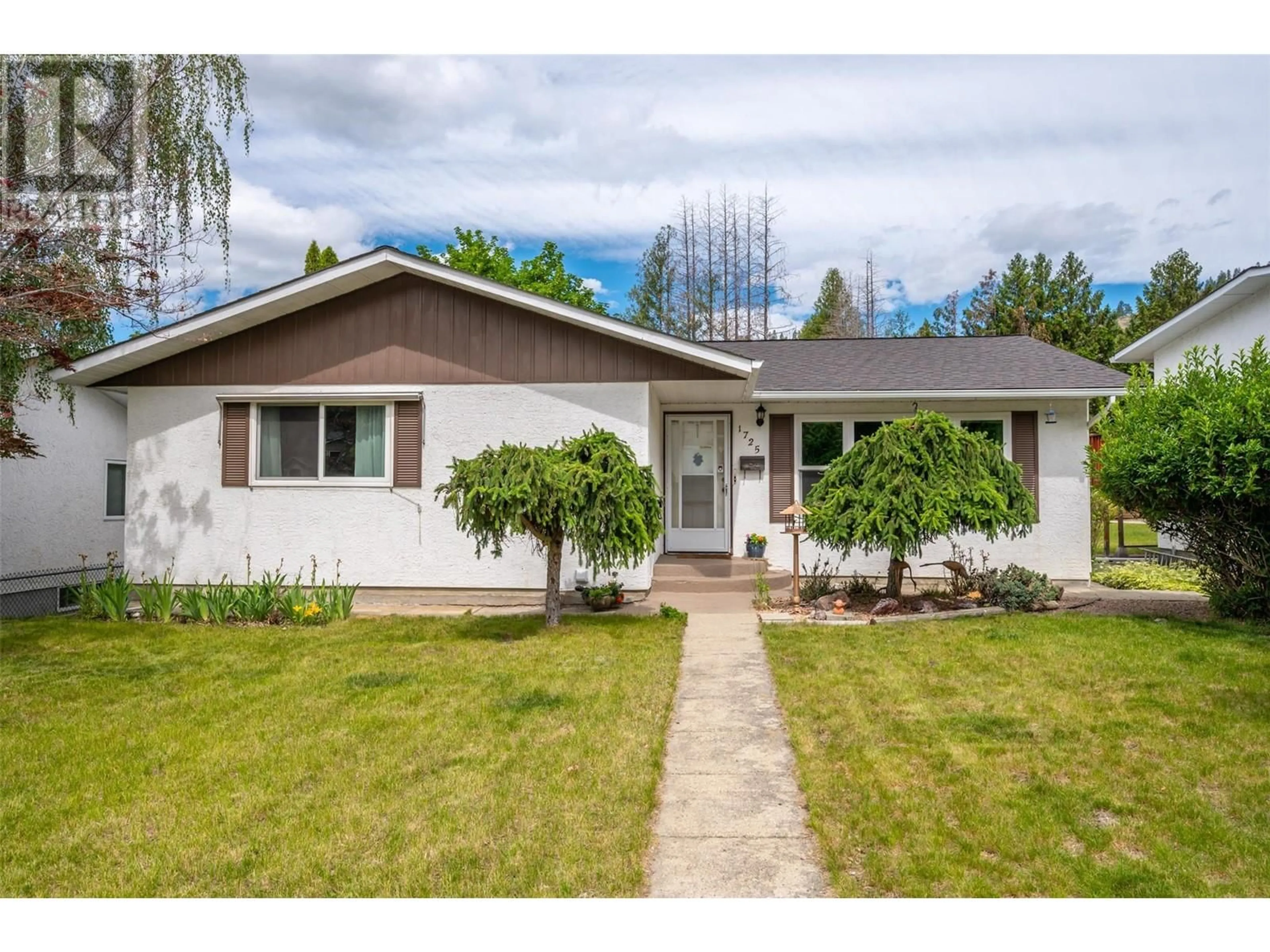 Frontside or backside of a home, cottage for 1725 Duncan Avenue E, Penticton British Columbia V2A7C3