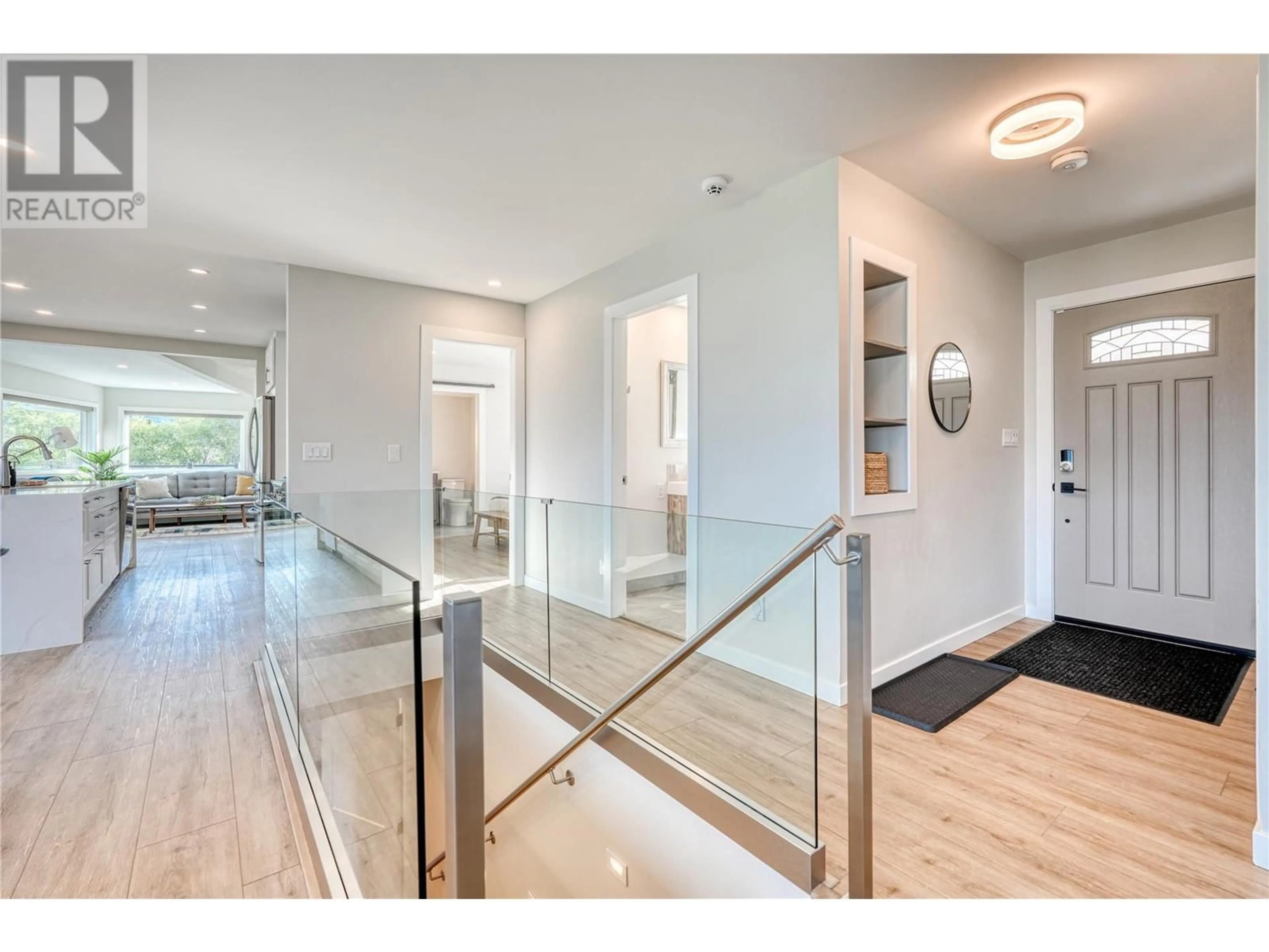 Indoor entryway, wood floors for 9201 Welsh Avenue, Summerland British Columbia V0H1Z7