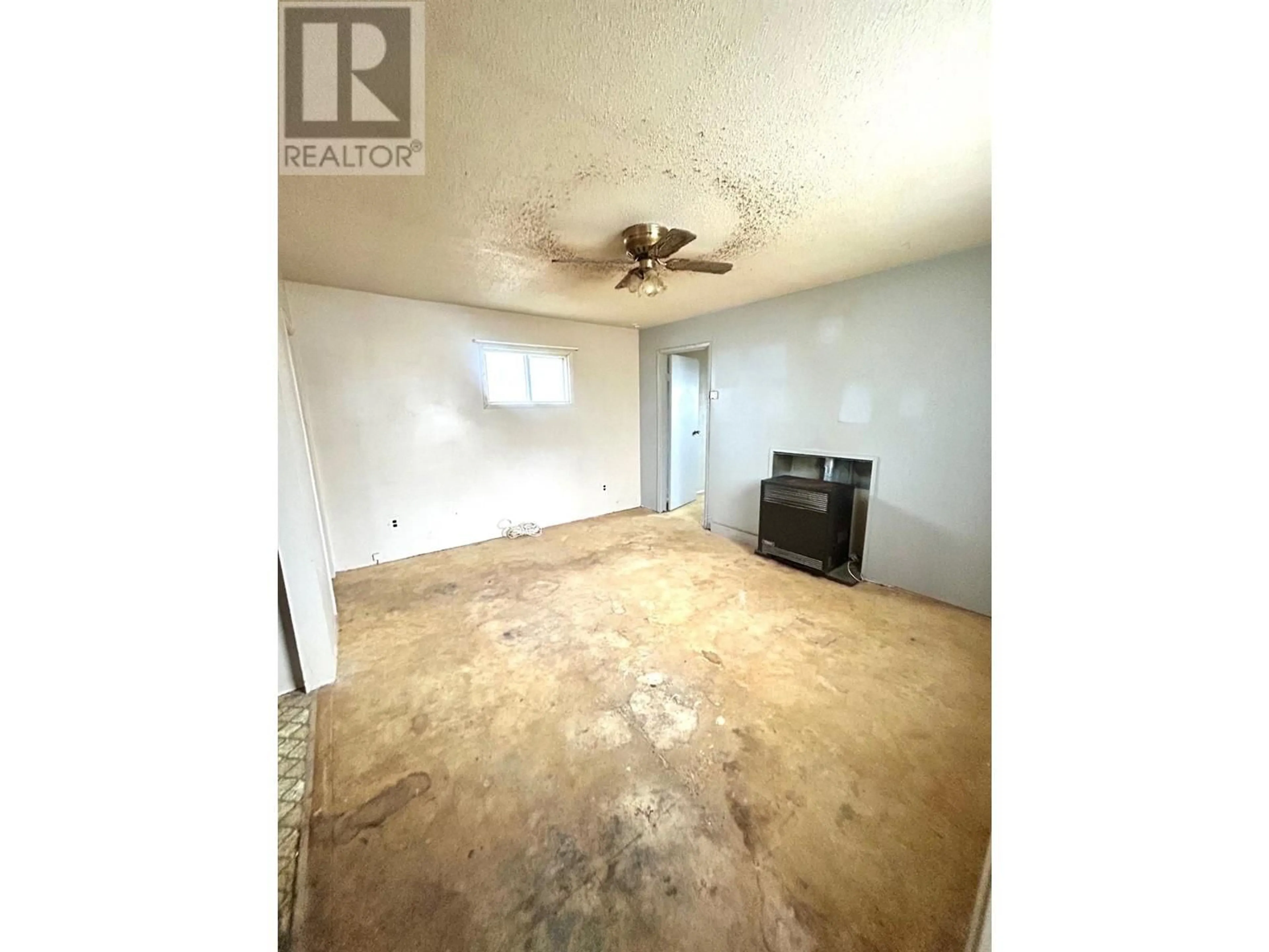 A pic of a room for 404 99 AVENUE, Dawson Creek British Columbia V1G1T3
