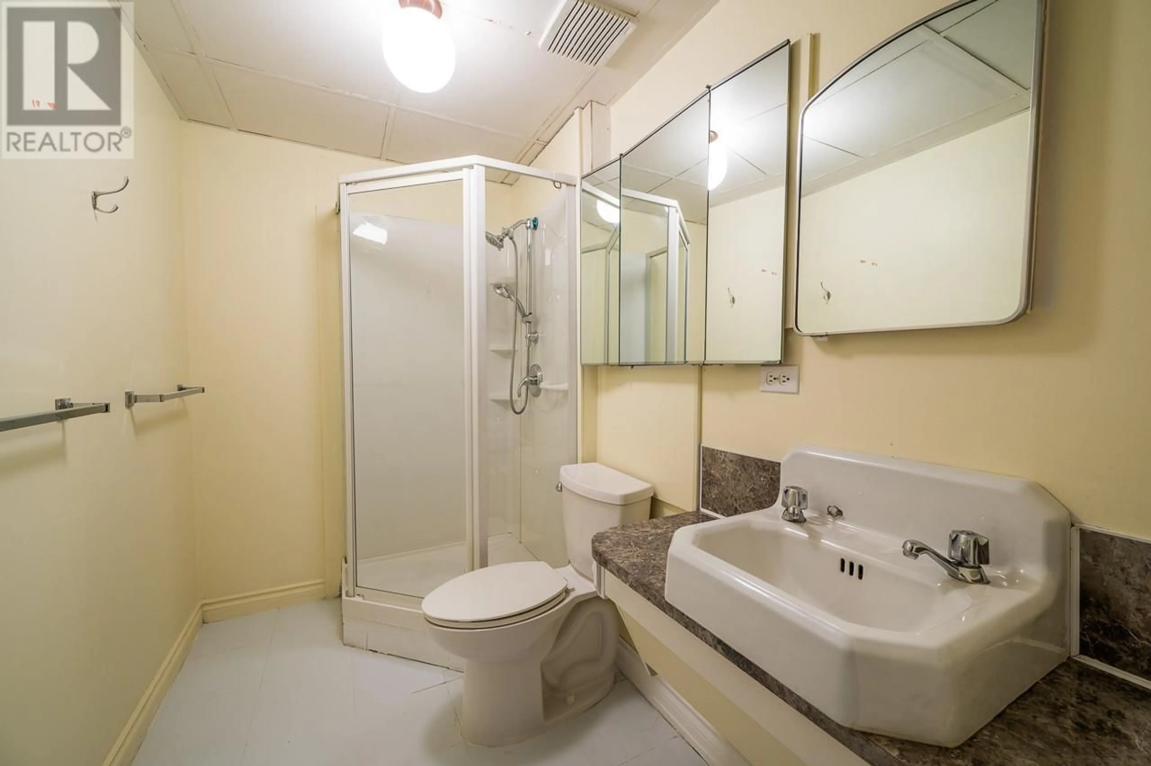 Standard bathroom, unknown floor for 478 1st Avenue Lot# 1, Kamloops British Columbia V2C3J9