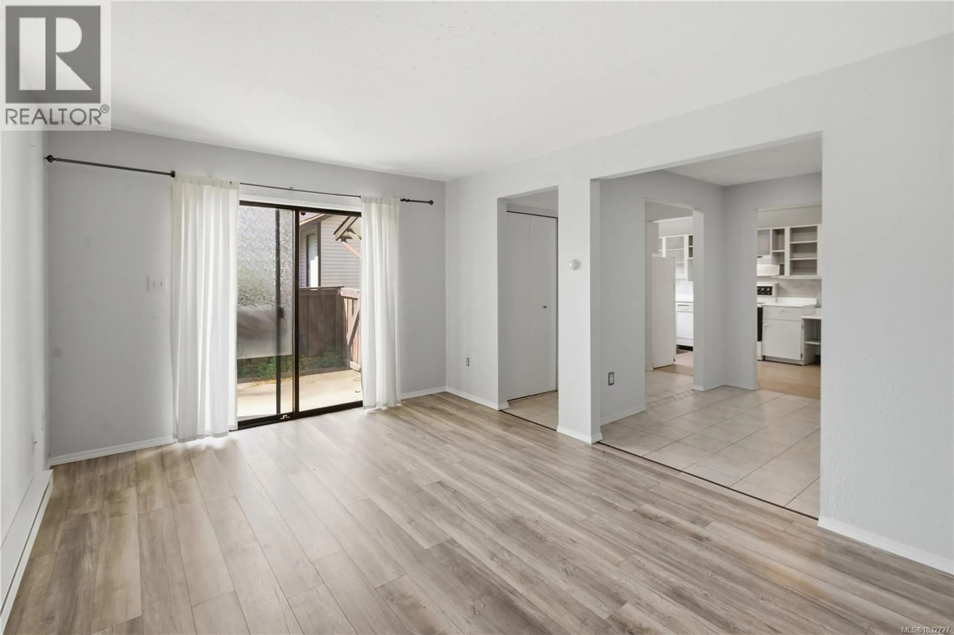 A pic of a room for 30 - 1506 ADMIRALS ROAD, View Royal British Columbia V9A7B1