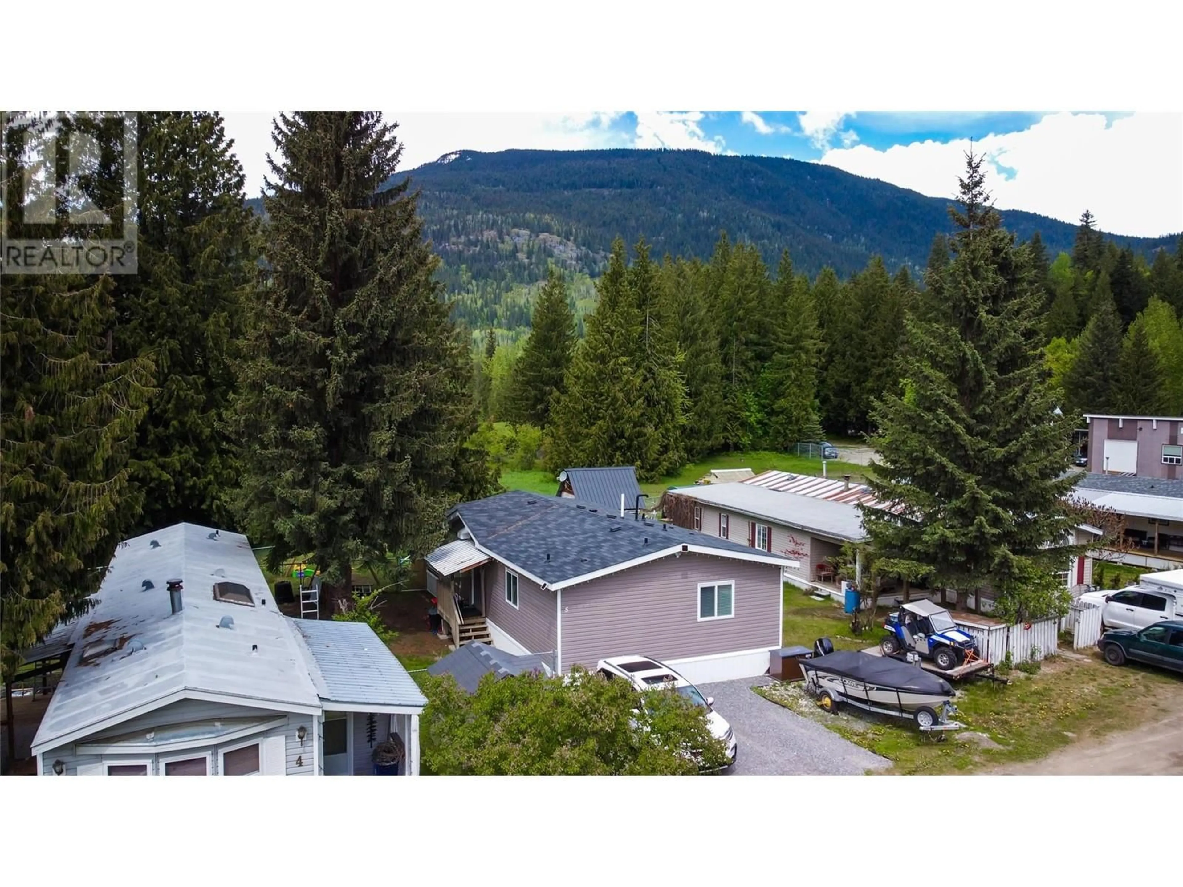 Frontside or backside of a home, cottage for 1442 Illecillewaet Road Unit# 5, Revelstoke British Columbia V0E2S0