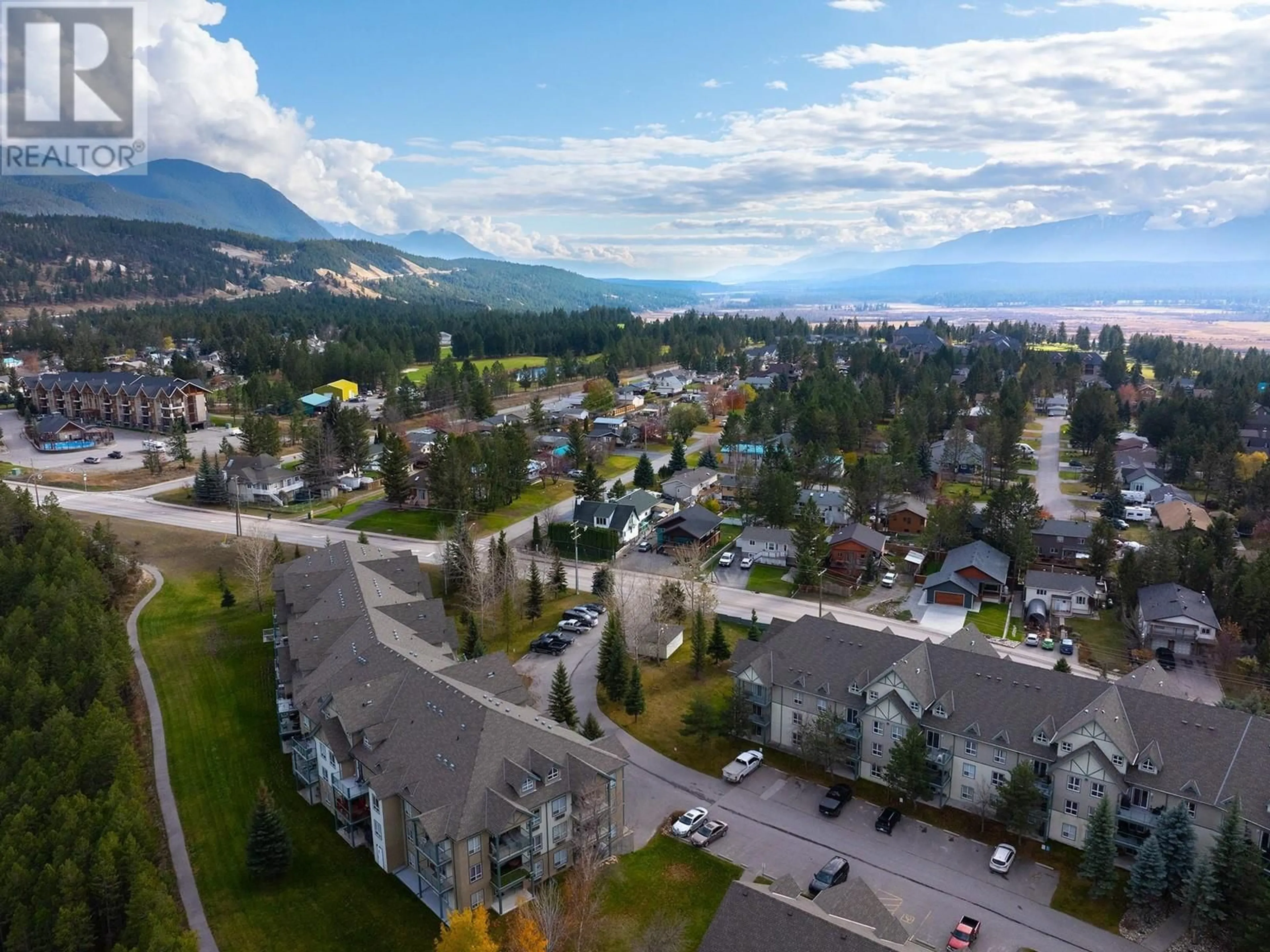 A pic from exterior of the house or condo, the street view for 4769 Forsters Landing Road Unit# 313, Radium Hot Springs British Columbia V0A1M0