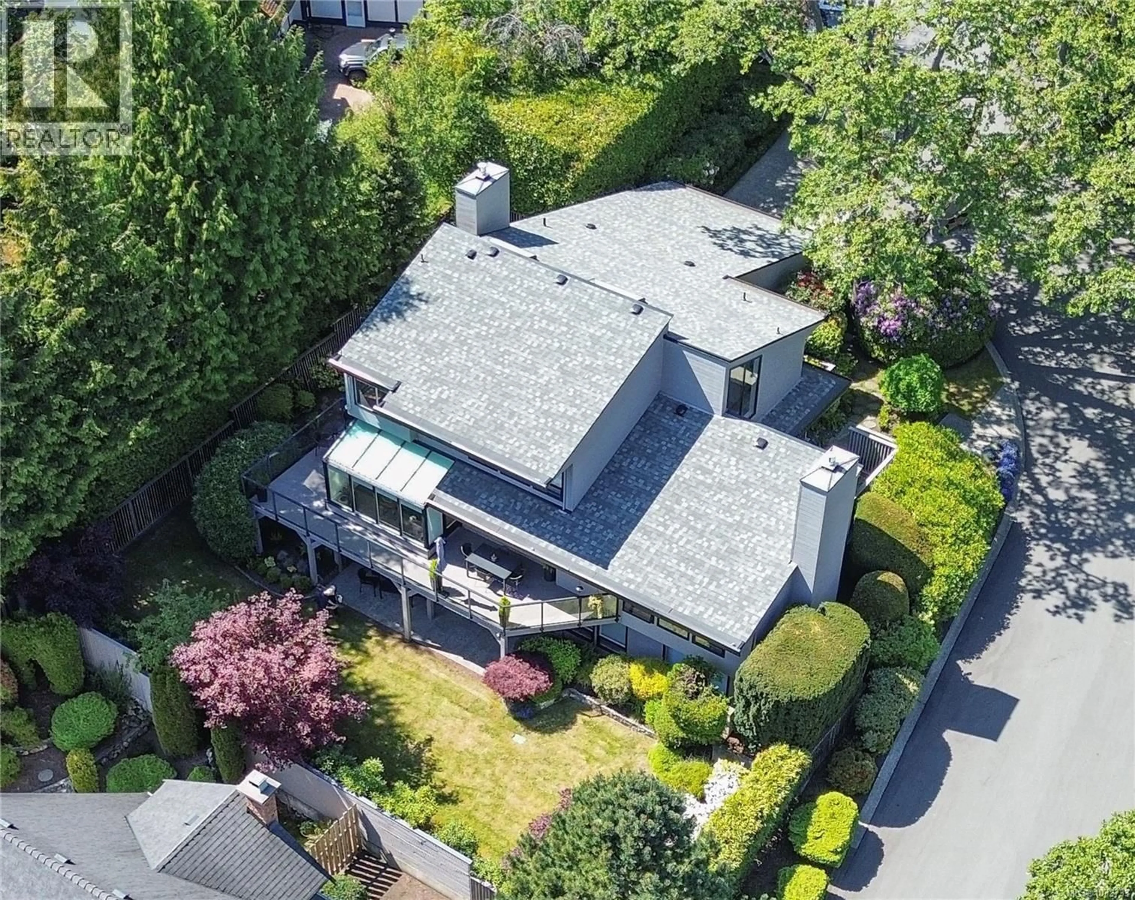 A pic from outside/outdoor area/front of a property/back of a property/a pic from drone, street for 1711 PATLY PLACE, Victoria British Columbia V8S5J5
