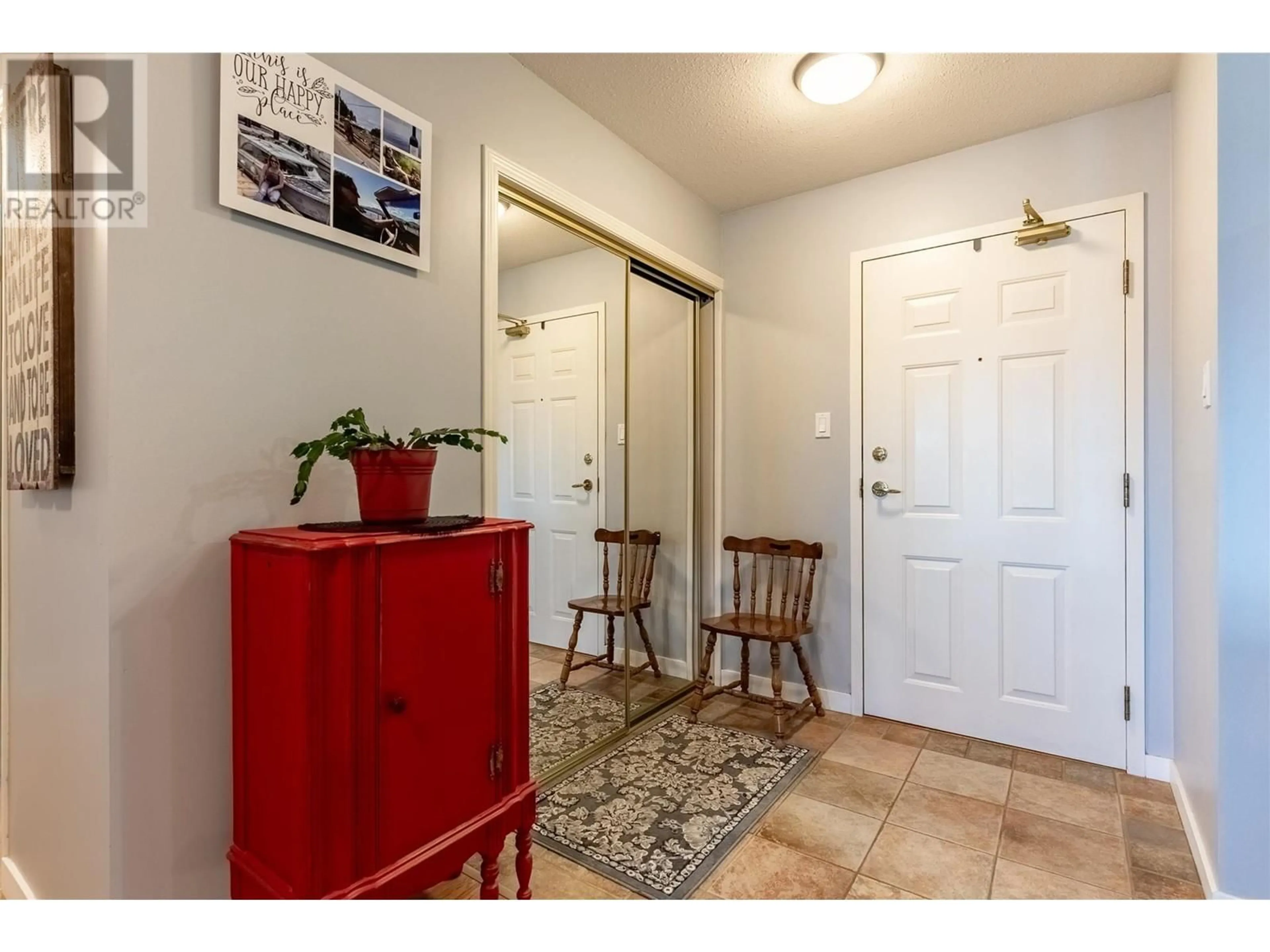 Indoor entryway, wood floors for 1120 Hugh Allan Drive Unit# 405, Kamloops British Columbia V1S0B5