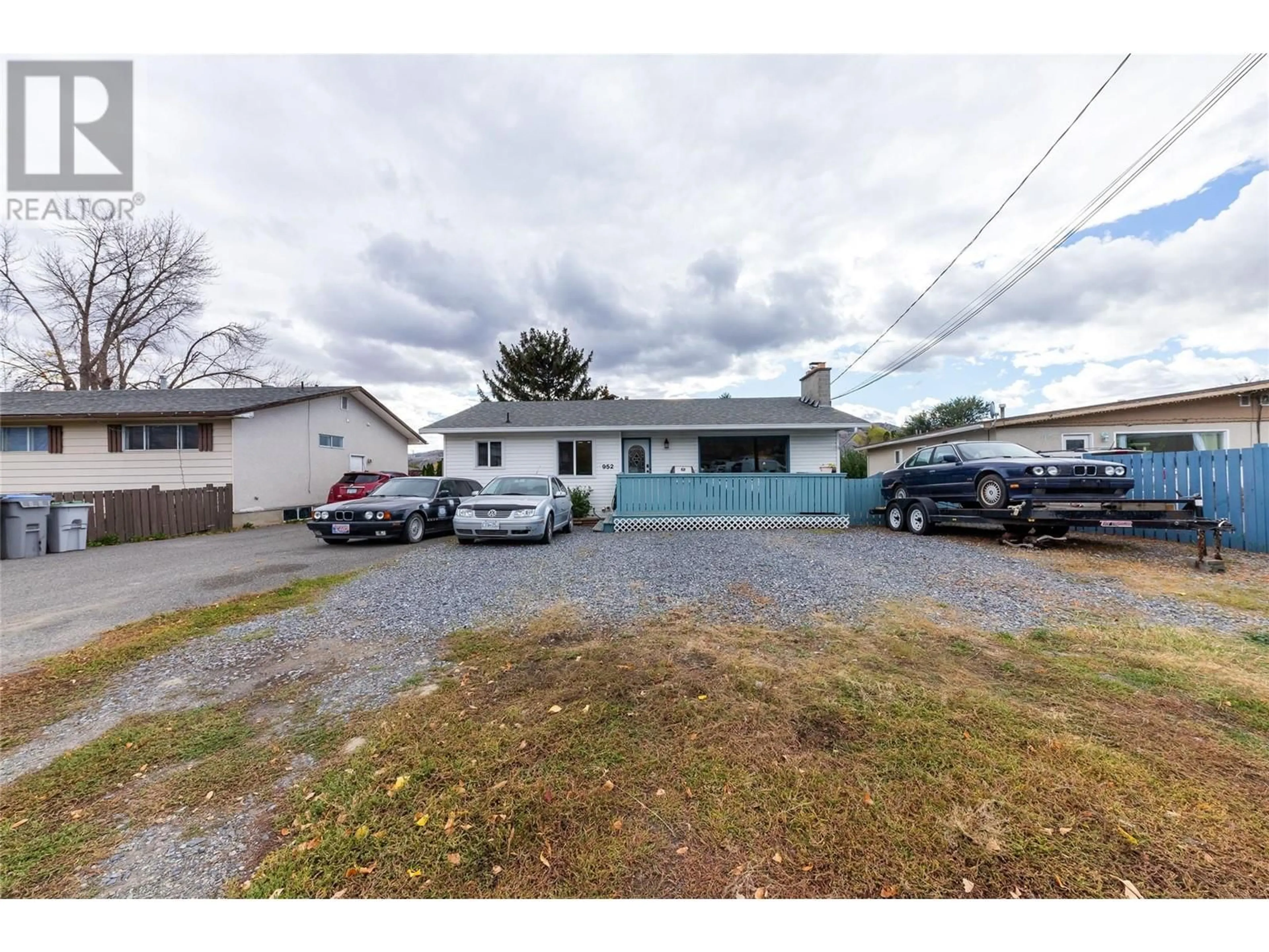 Frontside or backside of a home, the street view for 952 Ryan Place, Kamloops British Columbia V2B4T5