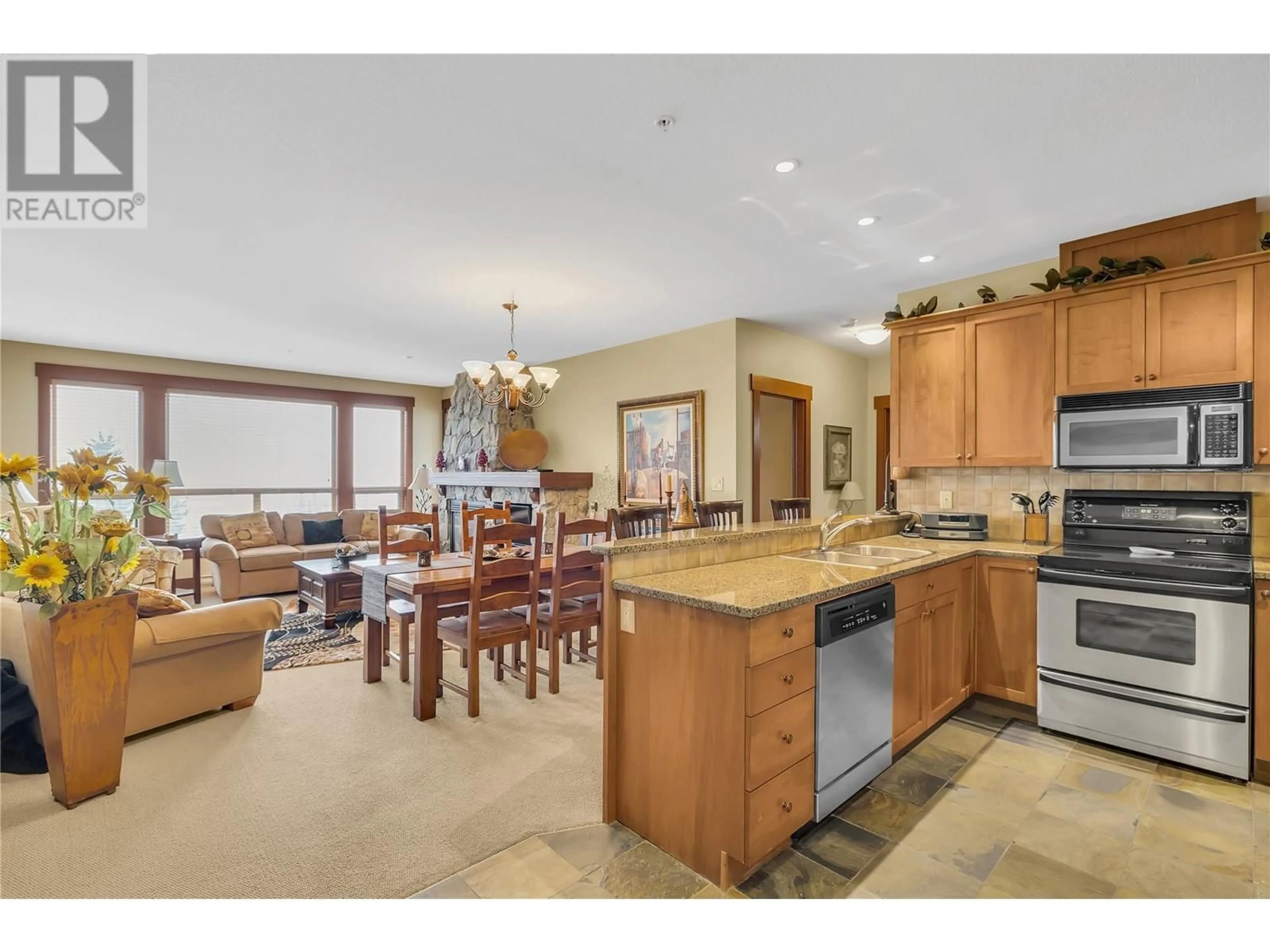 Open concept kitchen, unknown for 307 - 5259 BIG WHITE ROAD, Big White British Columbia V1P1P3