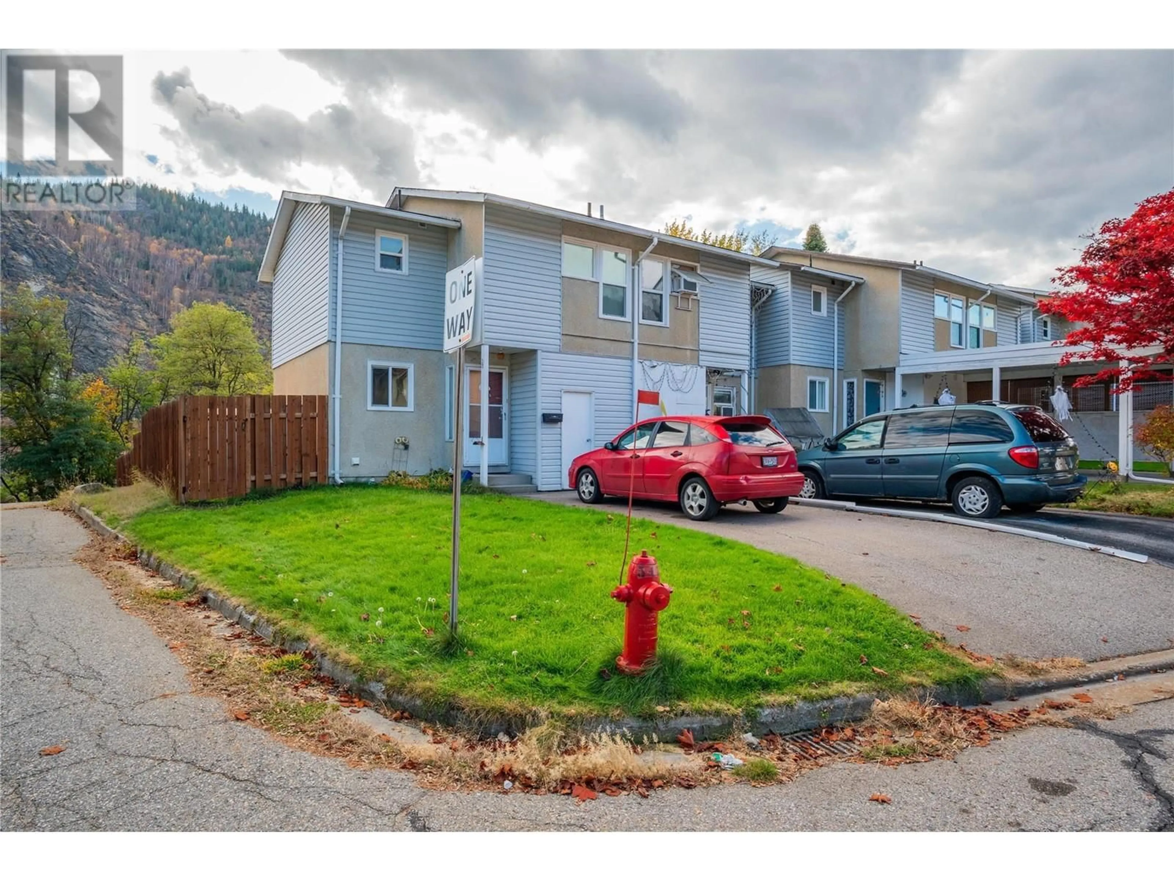 A pic from exterior of the house or condo, the street view for 3362 Laurel Crescent, Trail British Columbia V1R4M5