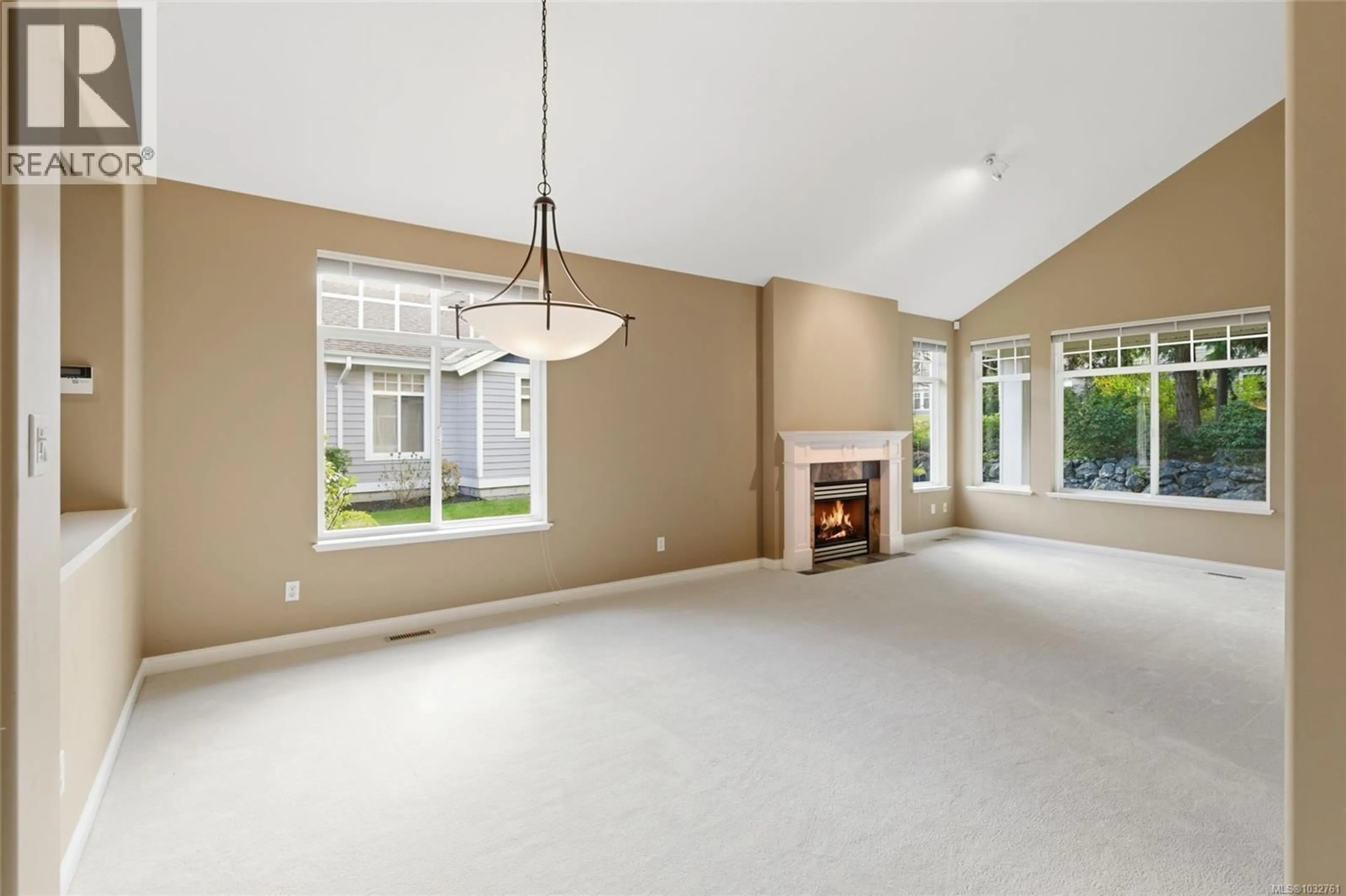 Unknown for 1354 SATURNA DRIVE, Parksville British Columbia V9P2X9