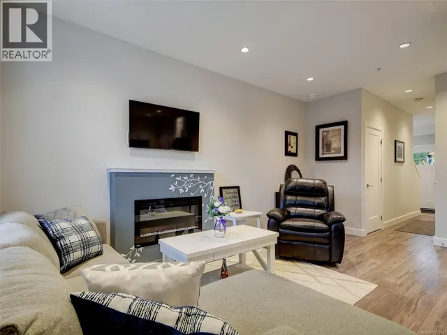 101 - 6717 AYRE ROAD, Sooke 4