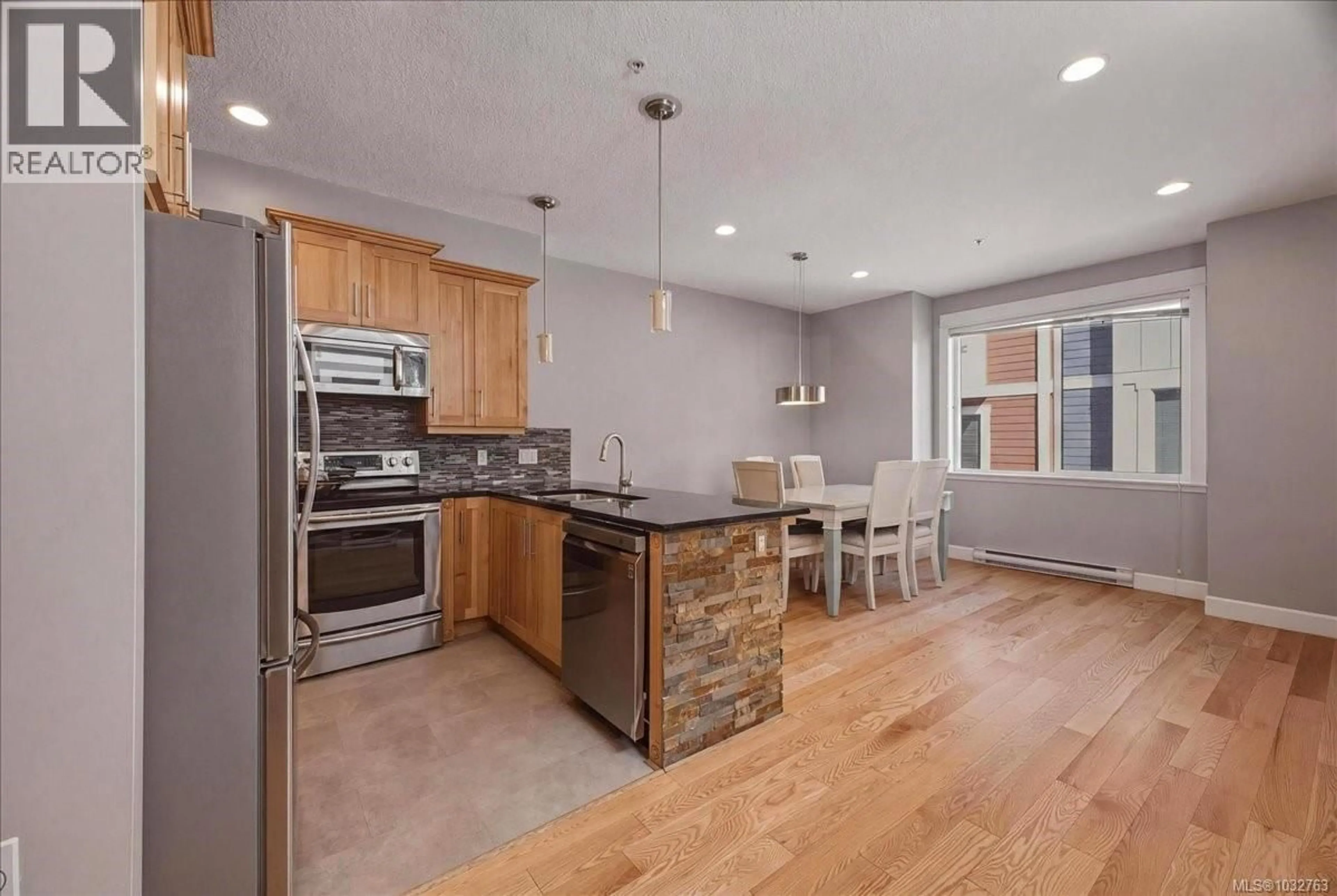 Open concept kitchen, unknown for 112 - 6057 DOUMONT ROAD, Nanaimo British Columbia V9T0G3