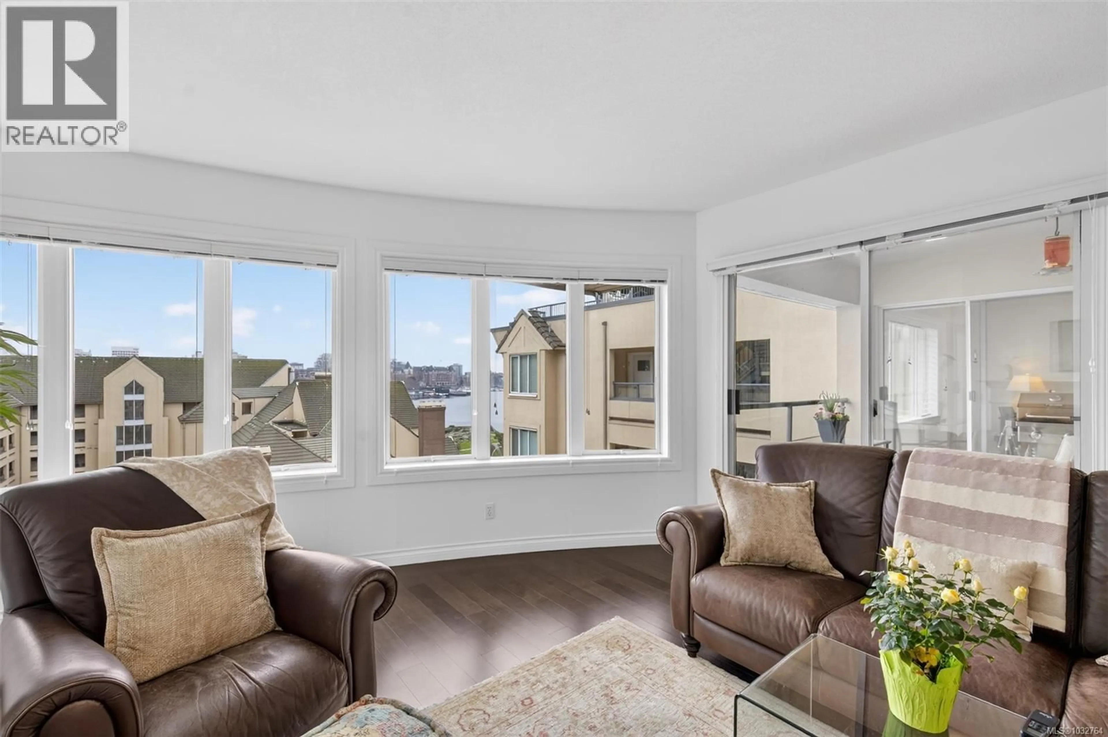 Living room with furniture, unknown for 618 - 50 SONGHEES ROAD, Victoria British Columbia V9A7J4