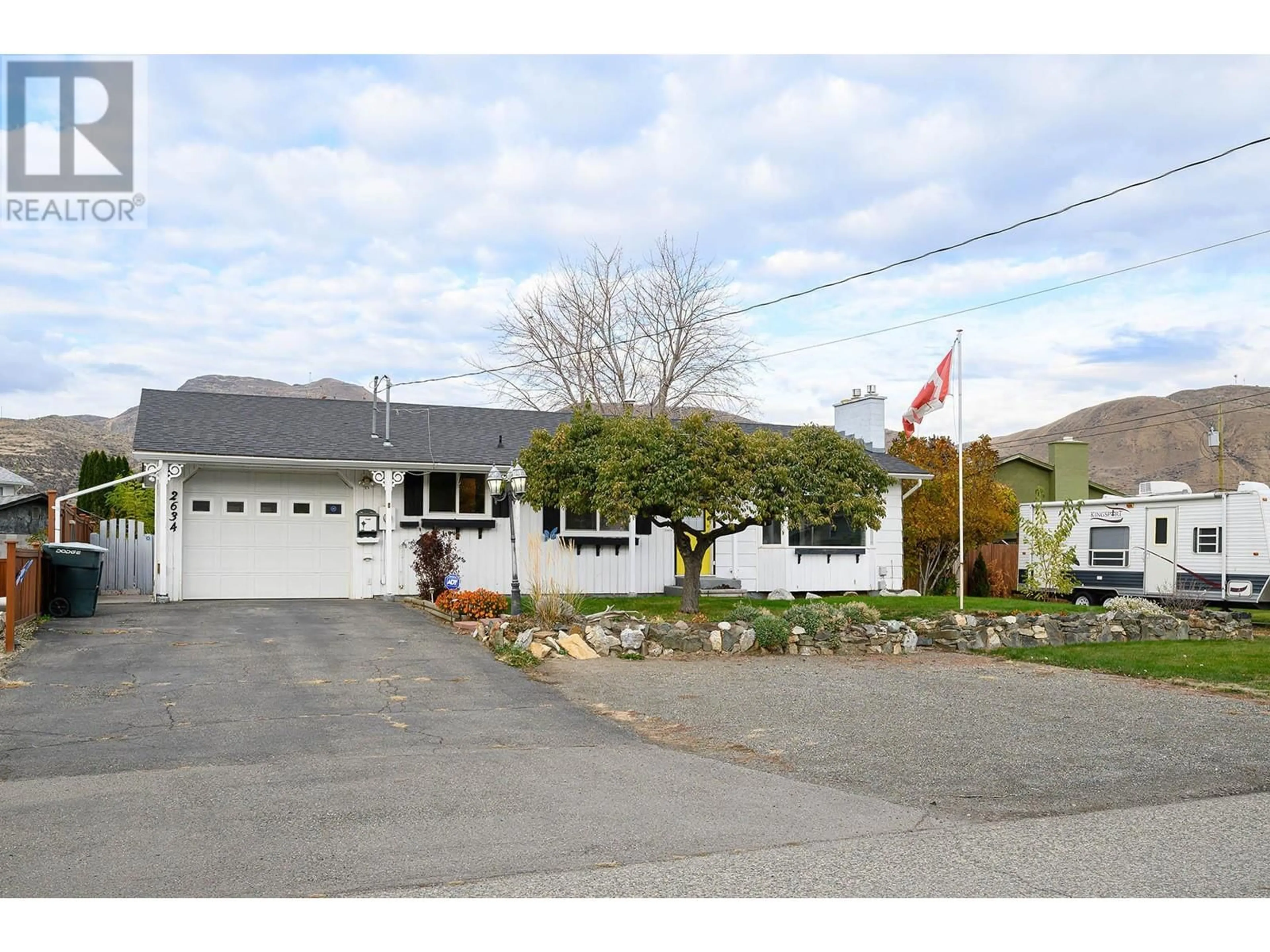 Frontside or backside of a home, the street view for 2634 Argyle Avenue, Kamloops British Columbia V2B4T8