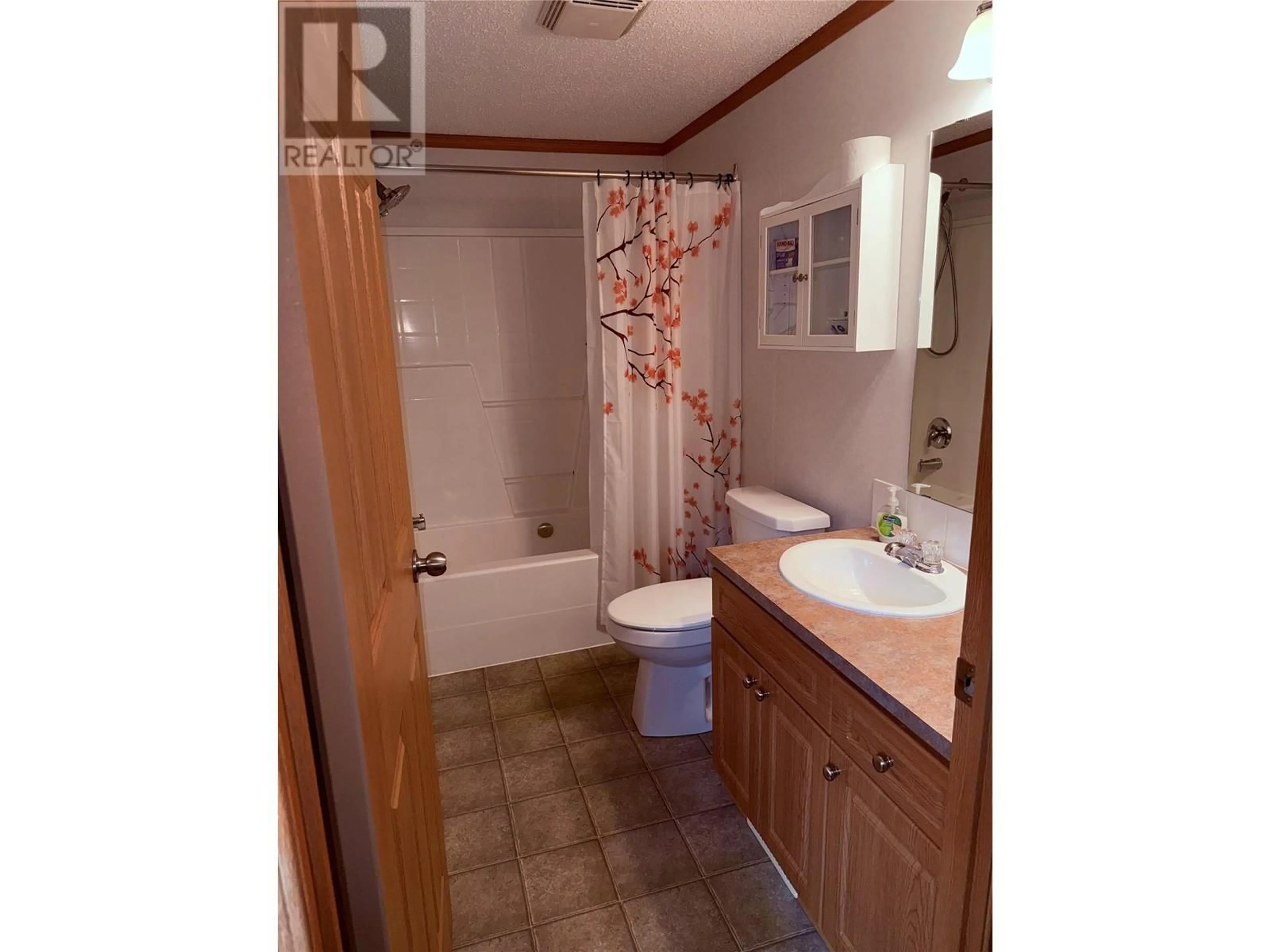 Bathroom, not visible floor for 7545 Dallas Drive Unit# 74 Lot# 74, Kamloops British Columbia V2C6X9