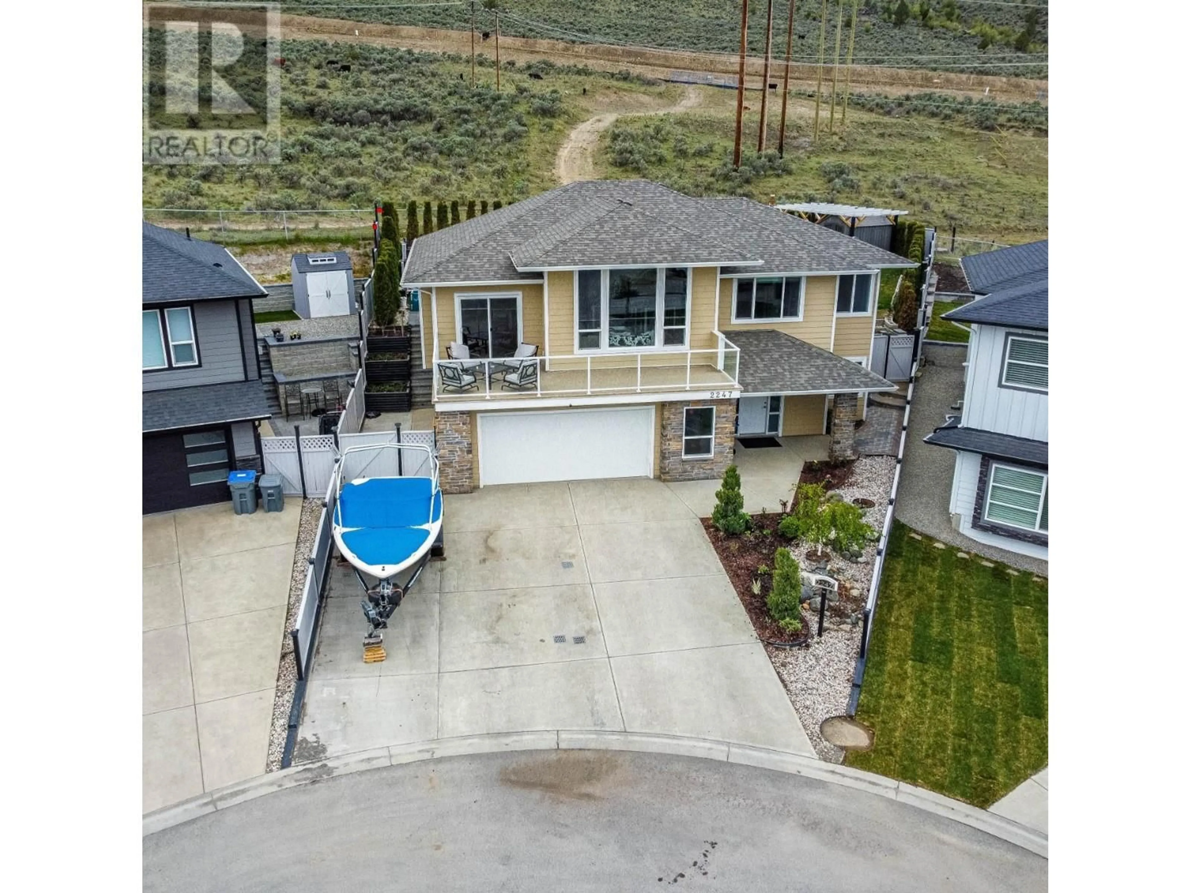 Frontside or backside of a home, the street view for 2247 SADDLEBACK Drive, Kamloops British Columbia V2B0G7