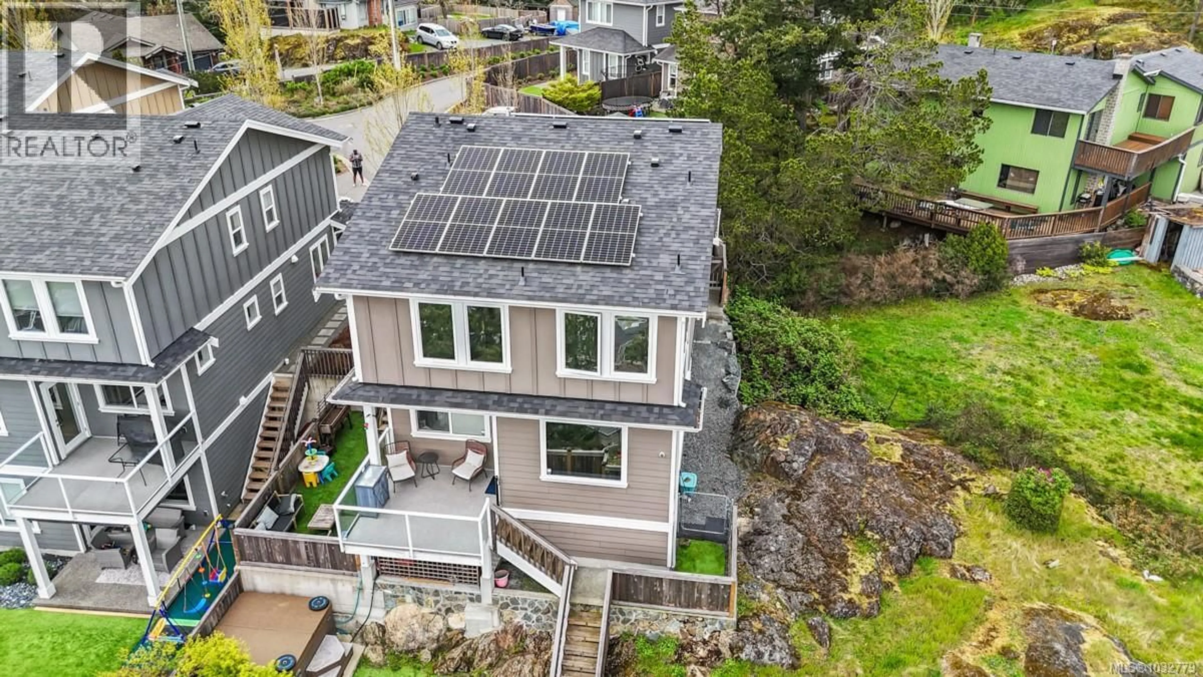 A pic from outside/outdoor area/front of a property/back of a property/a pic from drone, unknown for 2562 ROSEVISTA PLACE, Langford British Columbia V9B5J6