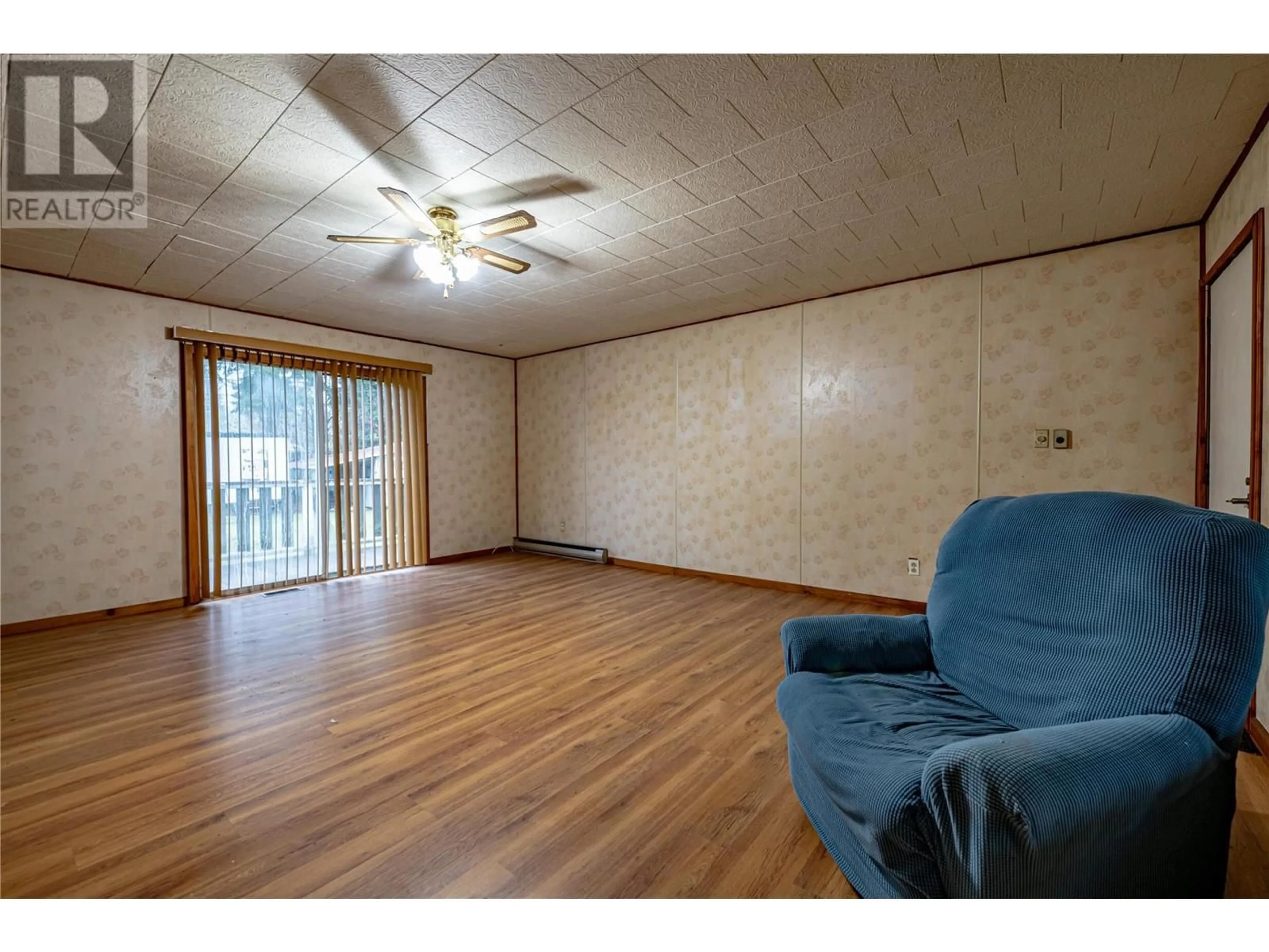 A pic of a room, wood floors for 802 Cottonwood Avenue, Salmo British Columbia V0G1Z0