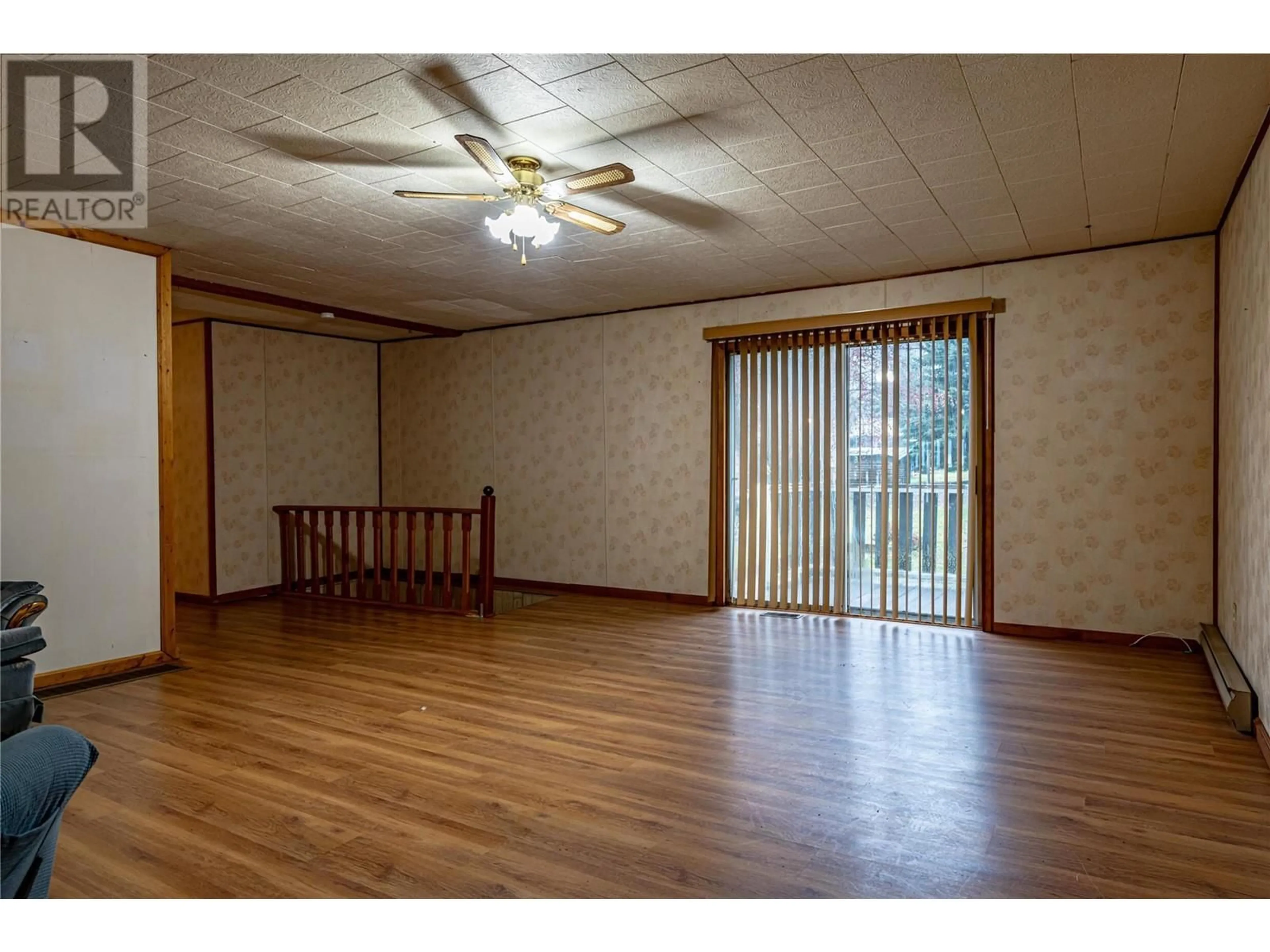 A pic of a room, wood floors for 802 Cottonwood Avenue, Salmo British Columbia V0G1Z0