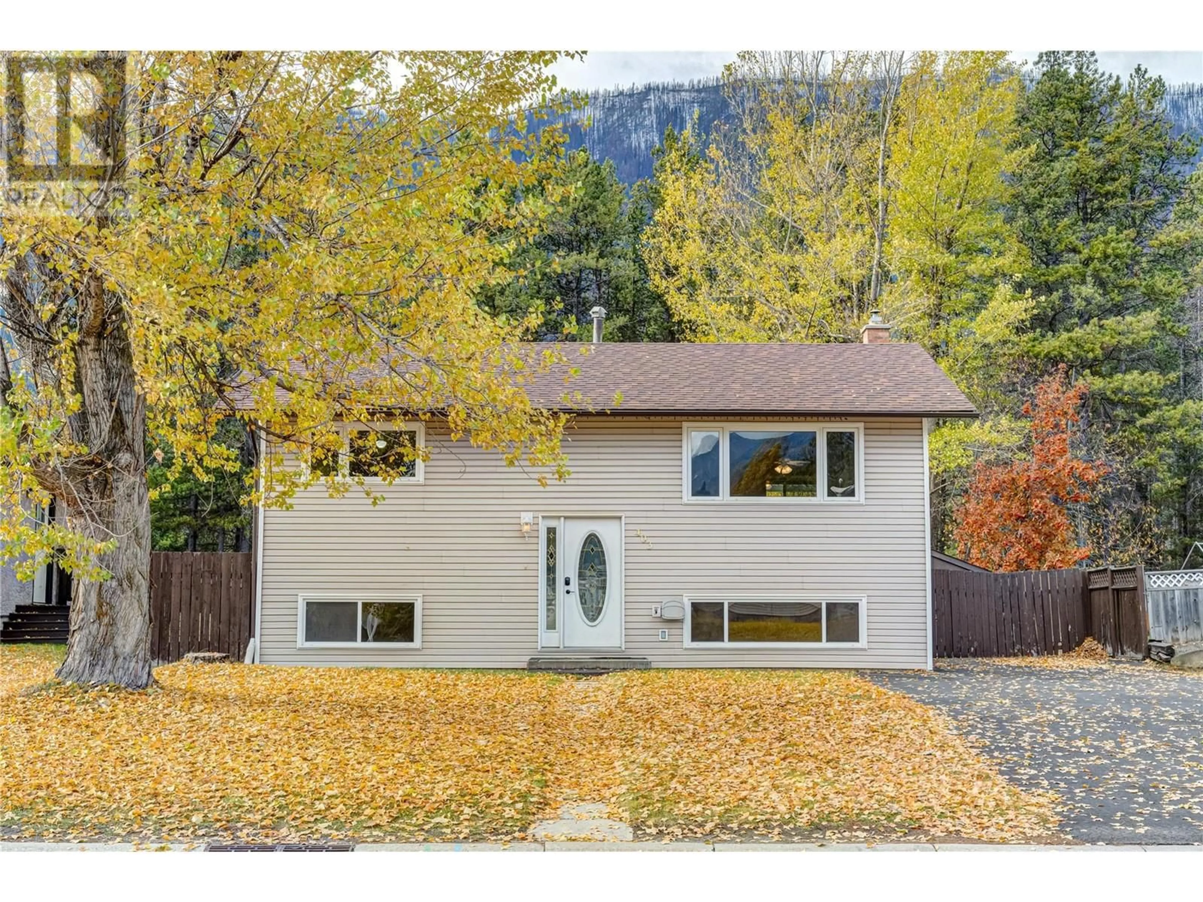 Frontside or backside of a home, cottage for 403 Maple Street, Sparwood British Columbia V0B2G0