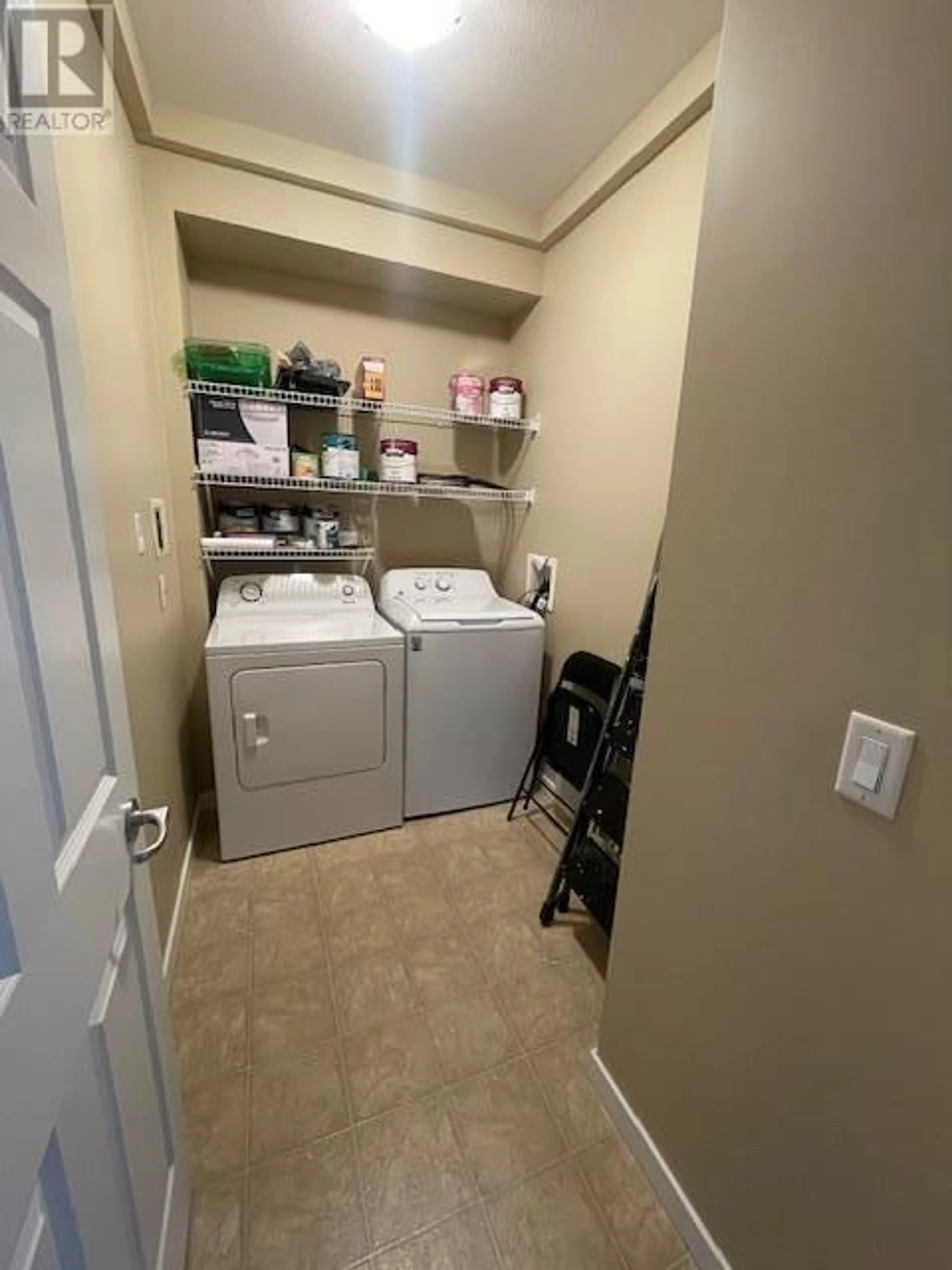 Laundry room for 778 RUTLAND Road Unit# 406, Kelowna British Columbia V1X8B3