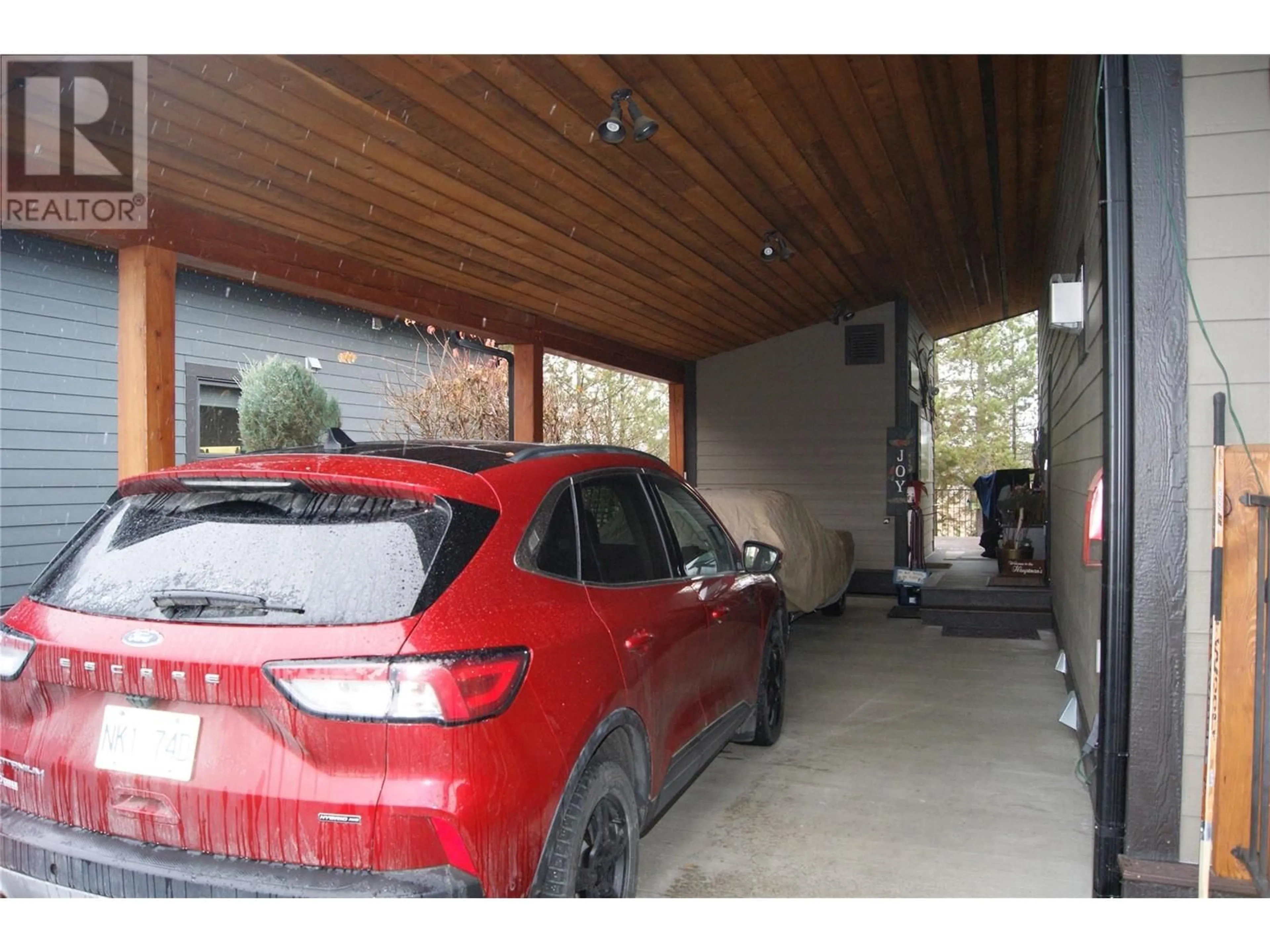 Indoor garage for 445 Forest Crowne Rise, Kimberley British Columbia V1A0A5