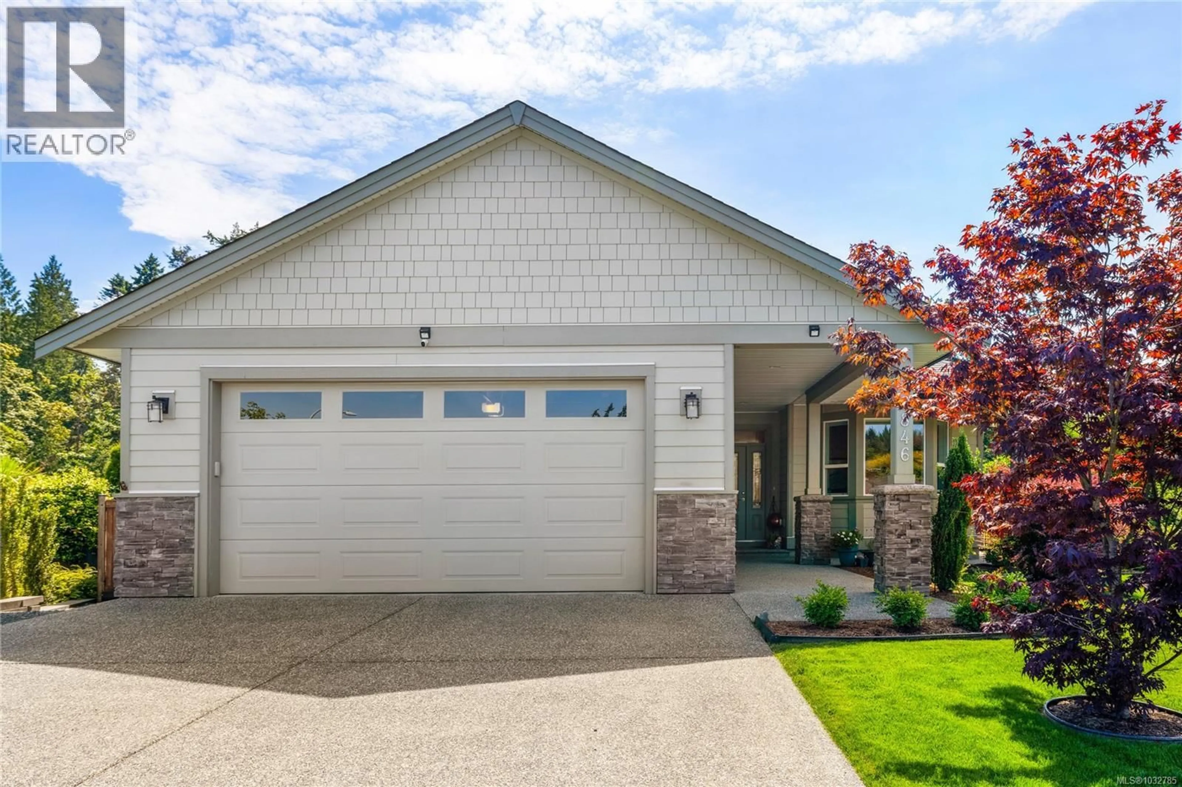 Home with vinyl exterior material, street for 9846 NAPIER PLACE, Chemainus British Columbia V0R1K2