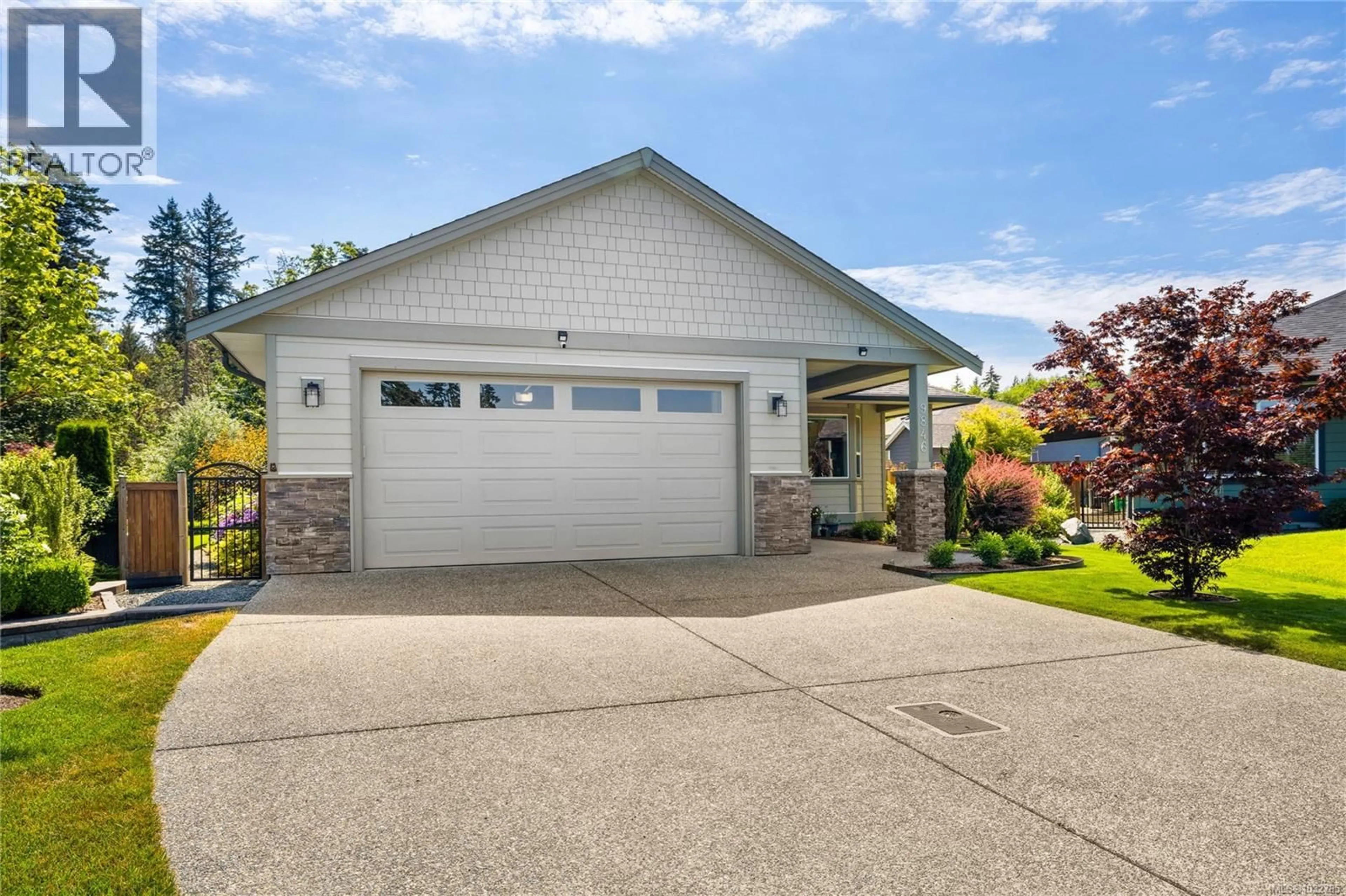 Home with vinyl exterior material, street for 9846 NAPIER PLACE, Chemainus British Columbia V0R1K2