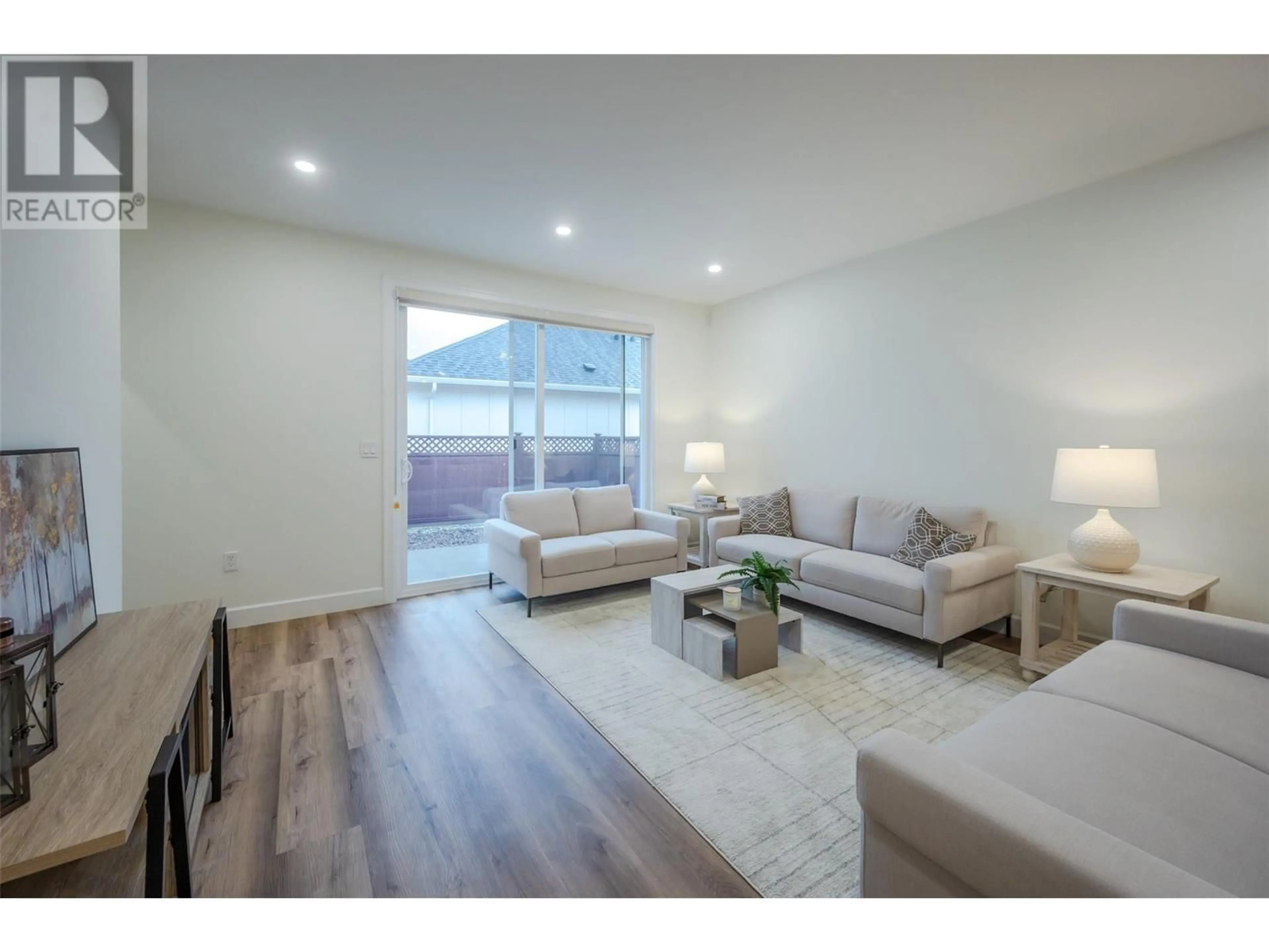 Living room, wood floors for 248 BENTGRASS Avenue, Oliver British Columbia V0H1T3