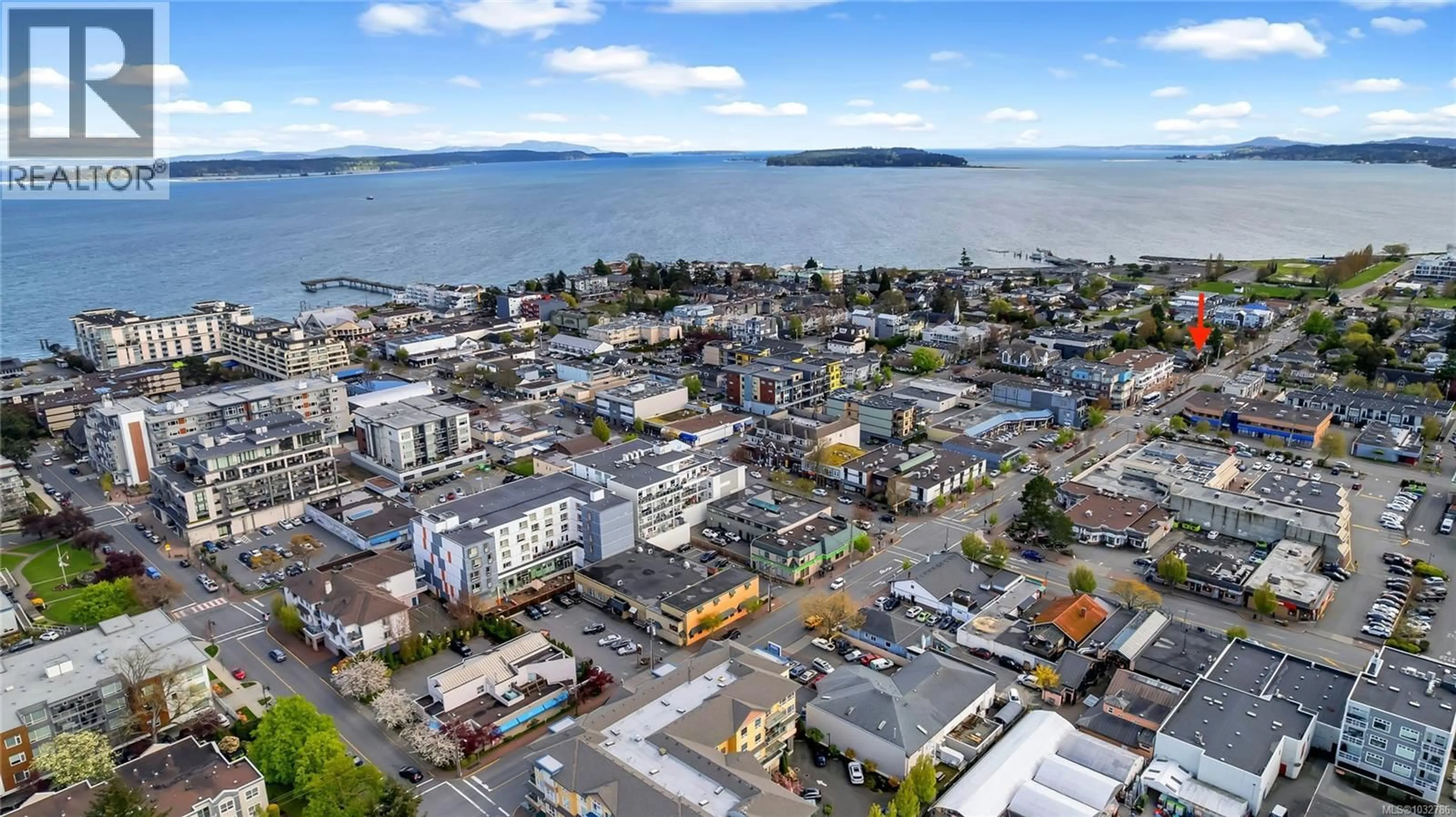 A pic from outside/outdoor area/front of a property/back of a property/a pic from drone, street for 9691 FIFTH STREET, Sidney British Columbia V8L2W9