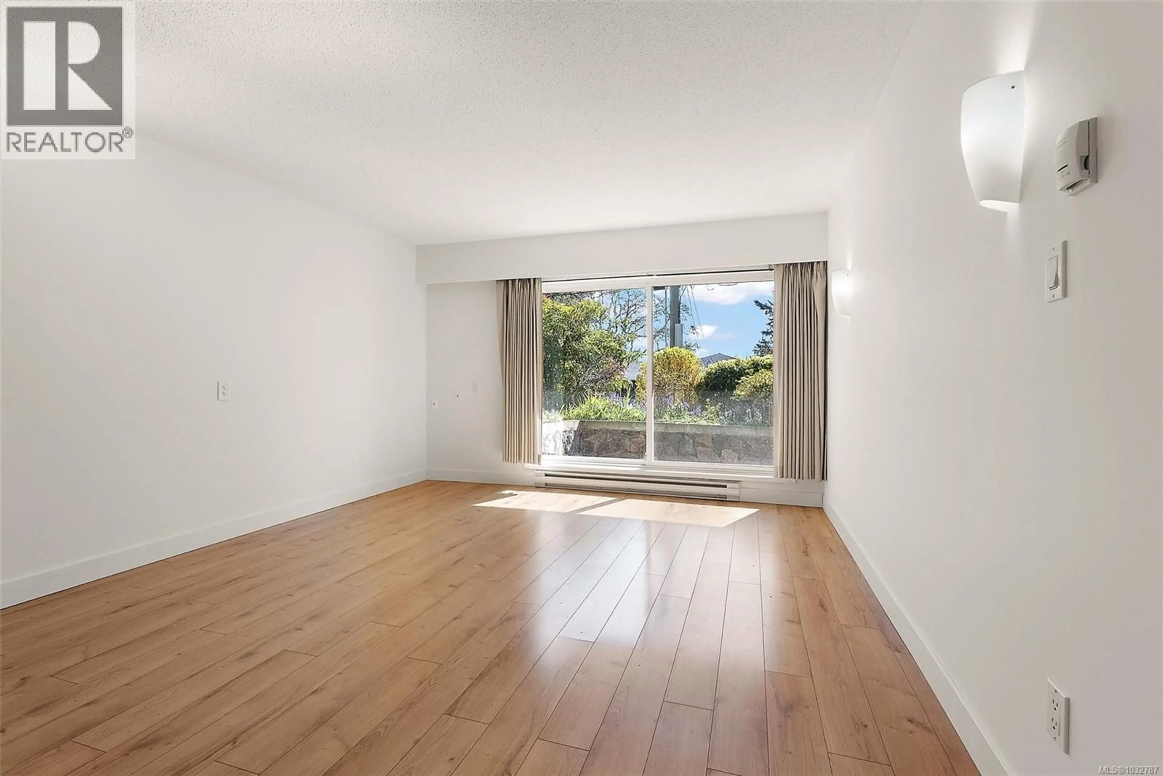 A pic of a room for 105 - 710 LAMPSON STREET, Esquimalt British Columbia V9A6A6