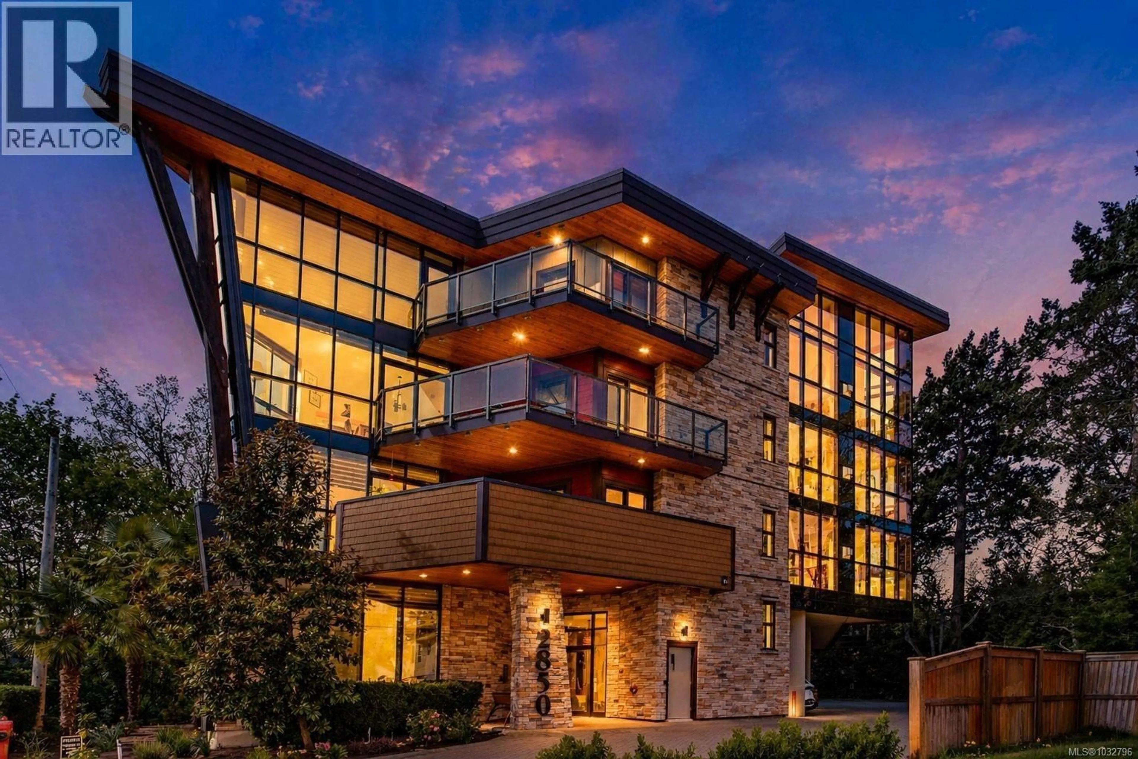 Unknown for 402 - 2850 ALDWYND ROAD, Langford British Columbia V9B3S7