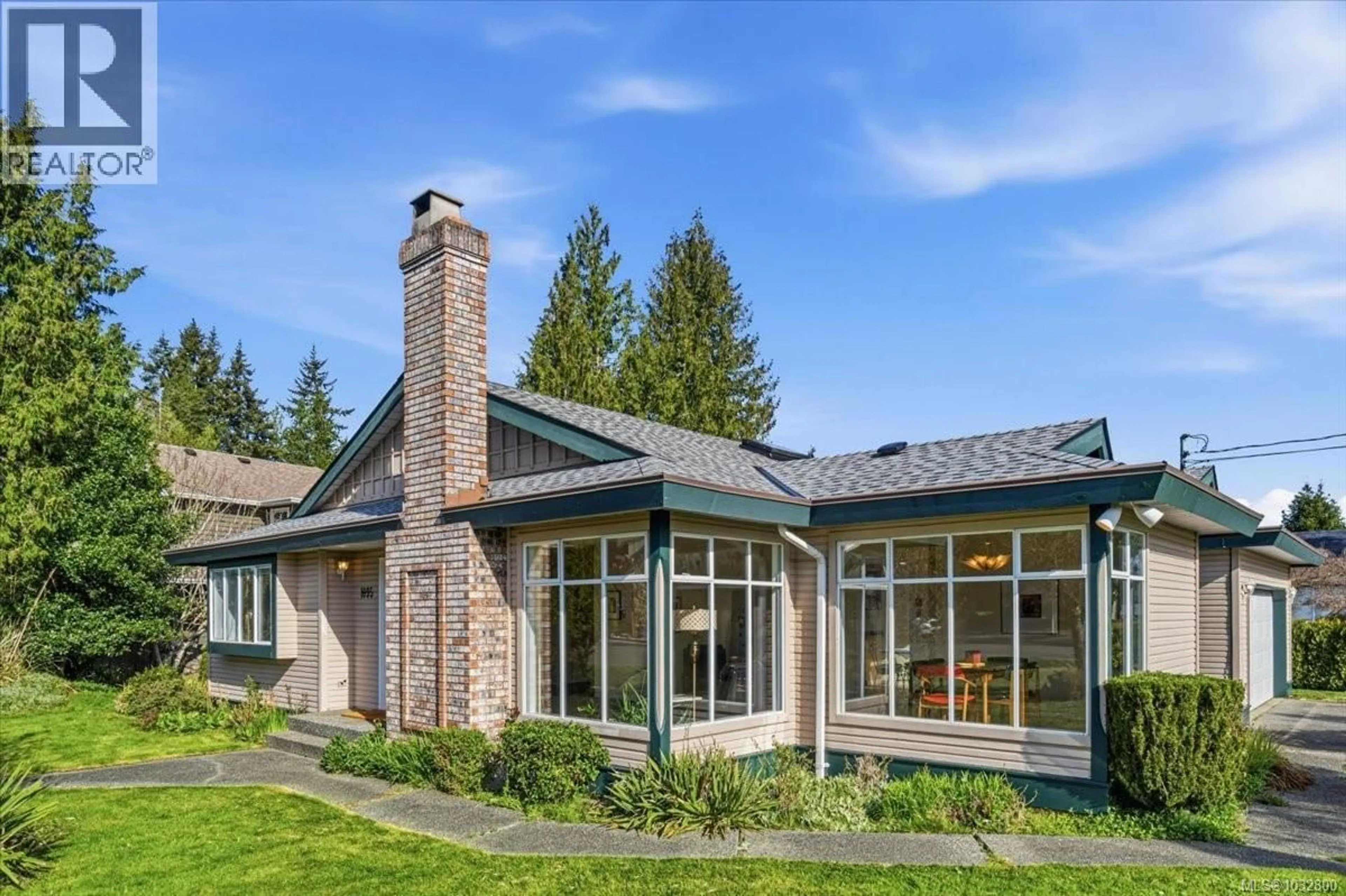 Home with brick exterior material, unknown for 1095 PEPPER PLACE, French Creek British Columbia V9P1Z5