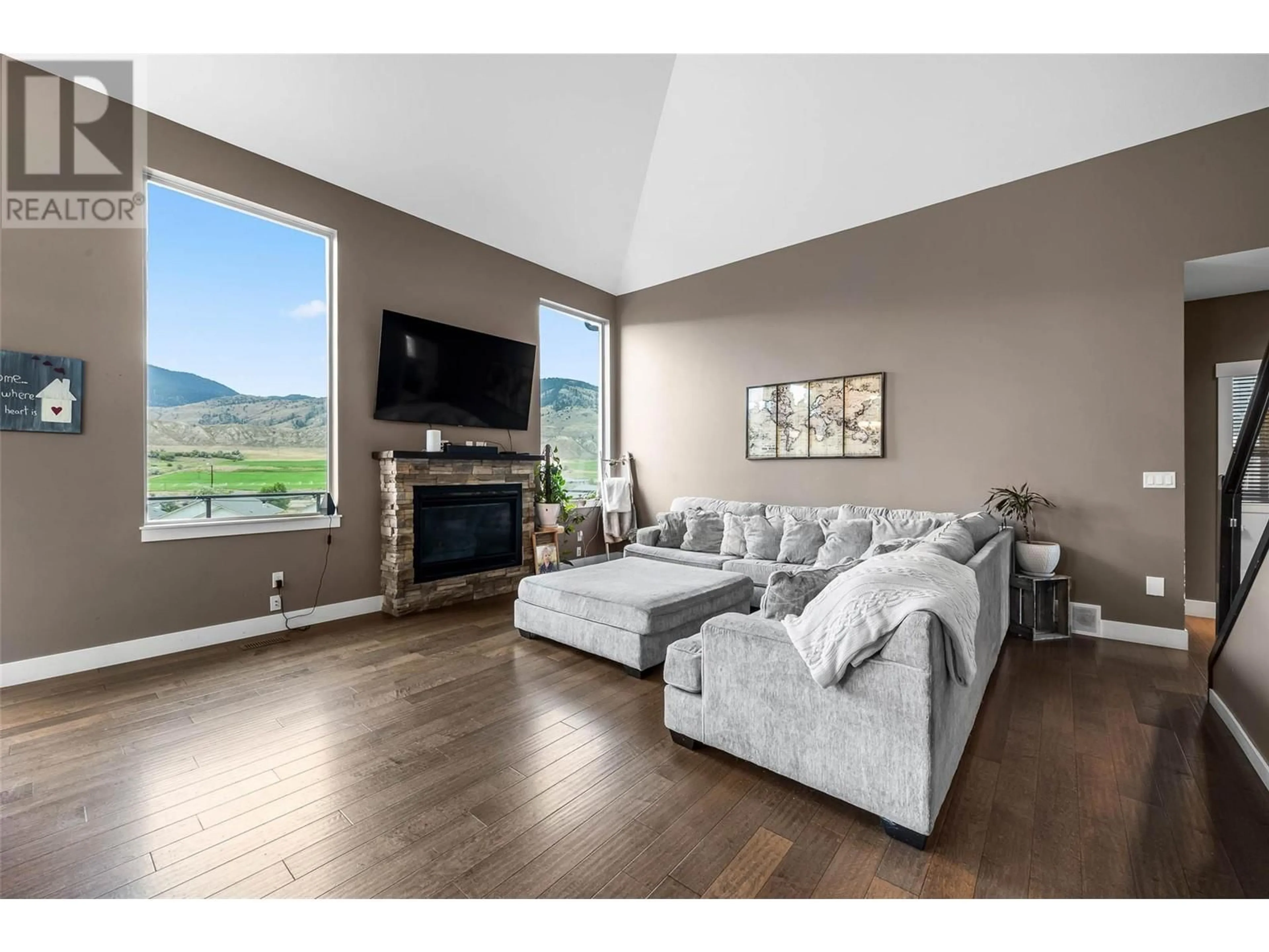 Living room, wood floors for 8774 BADGER Drive, Kamloops British Columbia V2H1T7