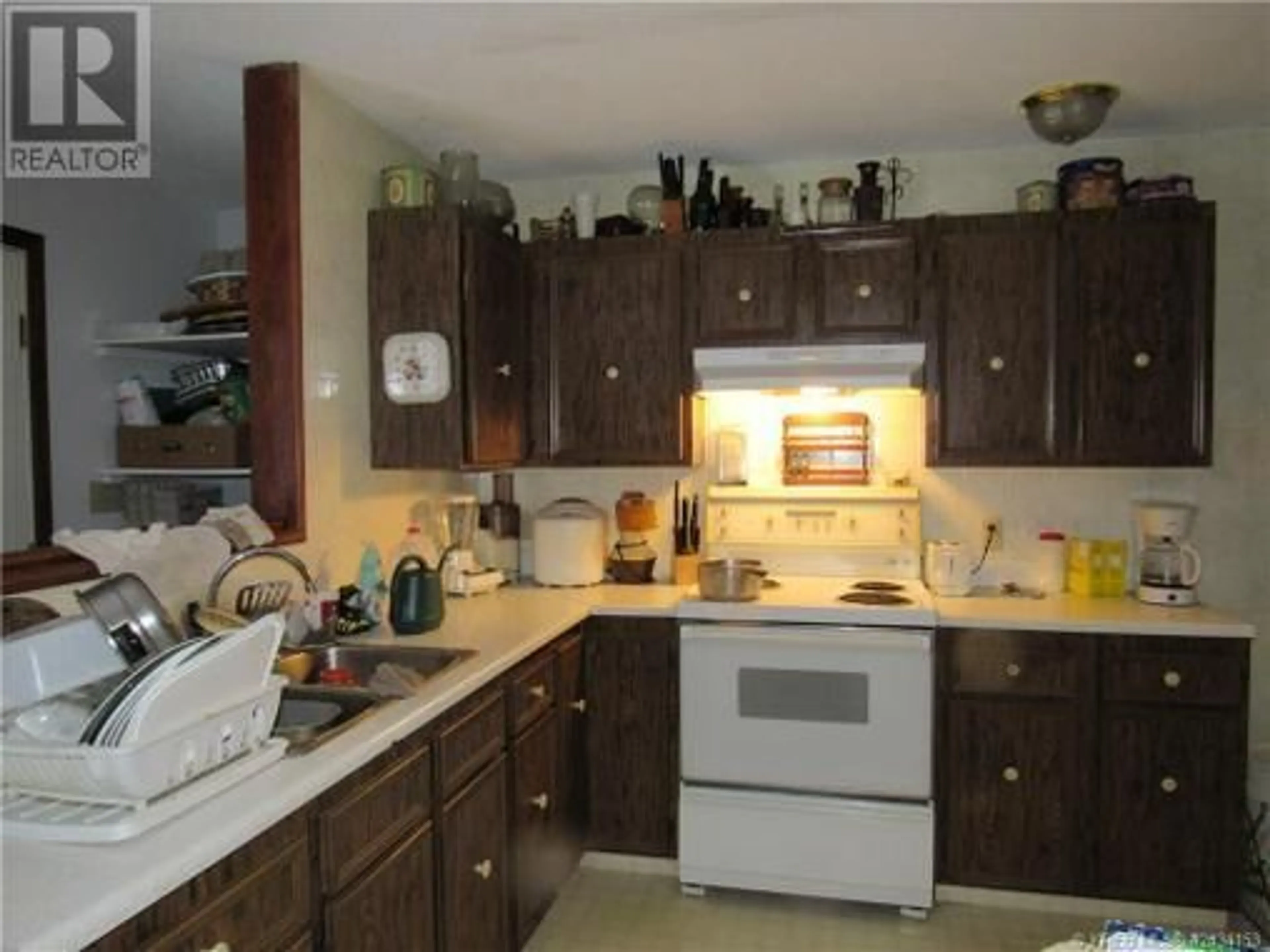 Standard kitchen, unknown for 2565 3A HIGHWAY, Castlegar British Columbia V1N4P5