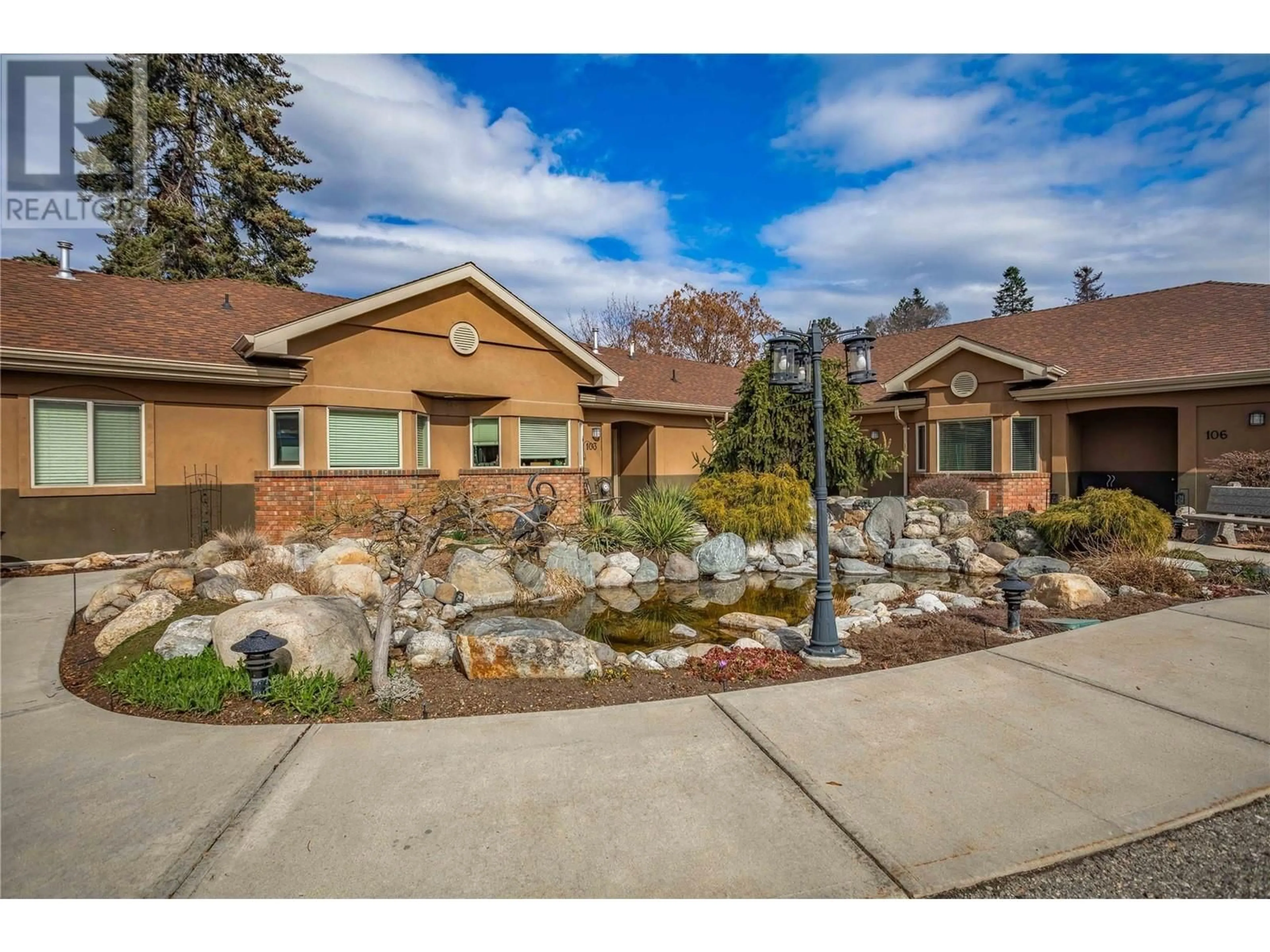 Frontside or backside of a home, cottage for 4433 Gordon Drive Unit# 117, Kelowna British Columbia V1W1S9