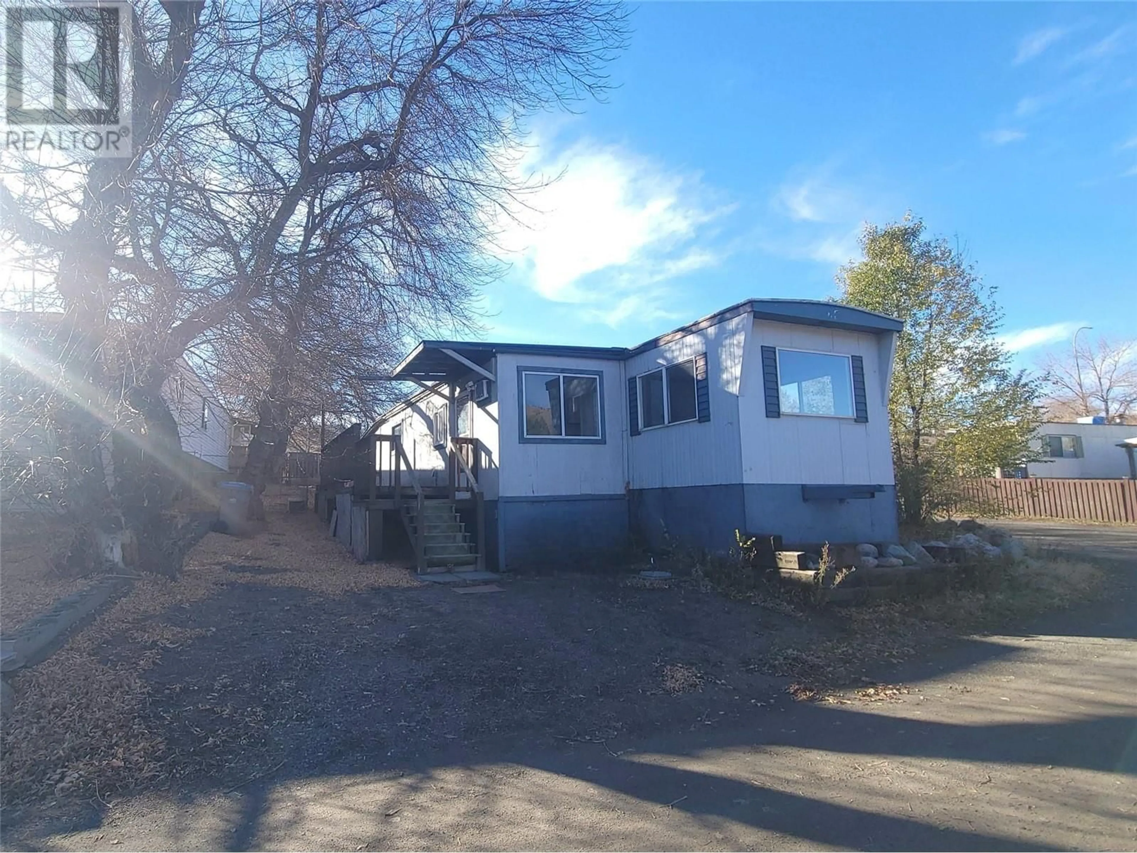 Frontside or backside of a home, cottage for 1572 Lorne Street E Unit# 12, Kamloops British Columbia V2C1X6