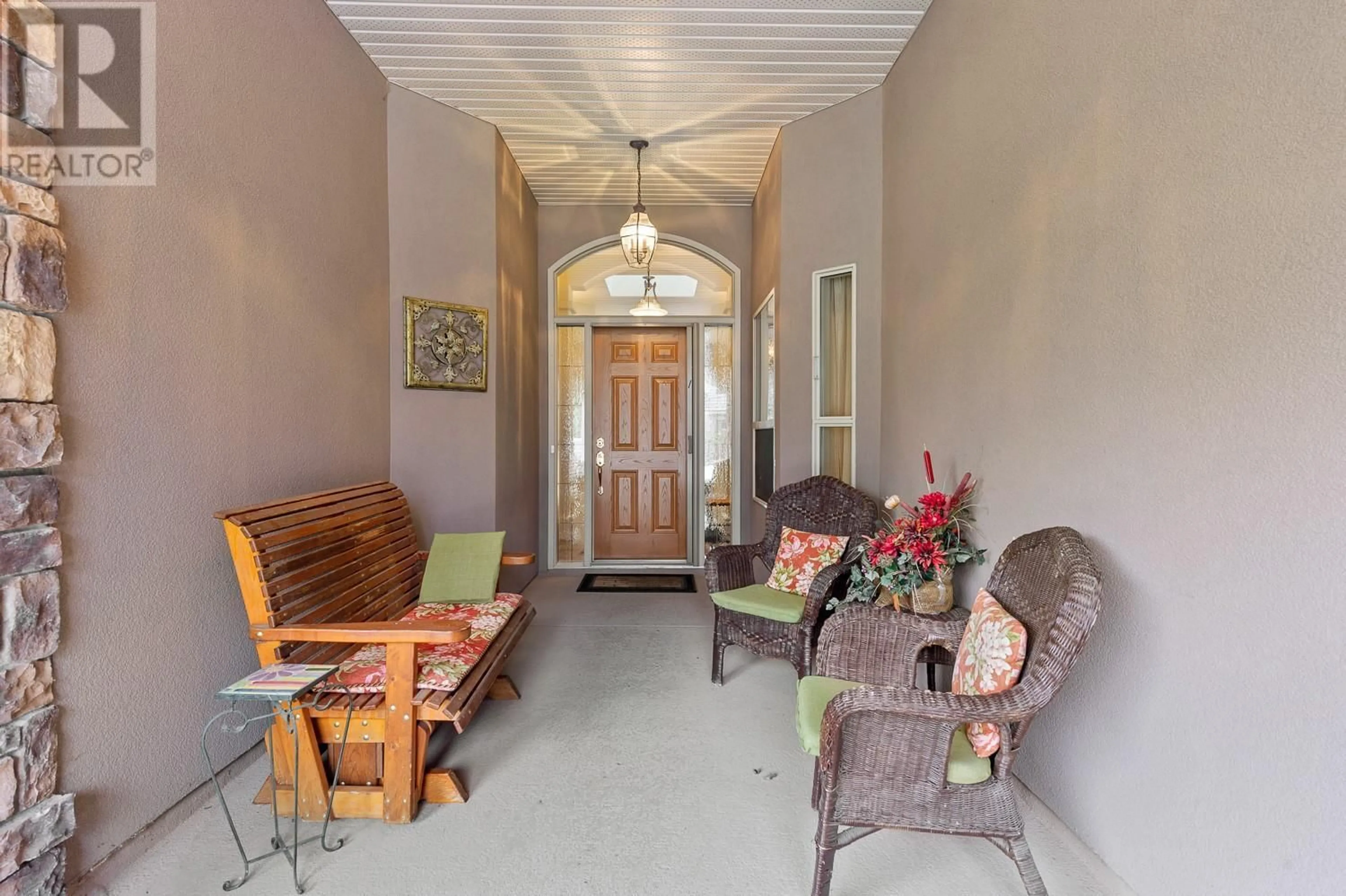 Indoor foyer, wood floors for 4345 Gallaghers Fairway S, Kelowna British Columbia V1W4X4