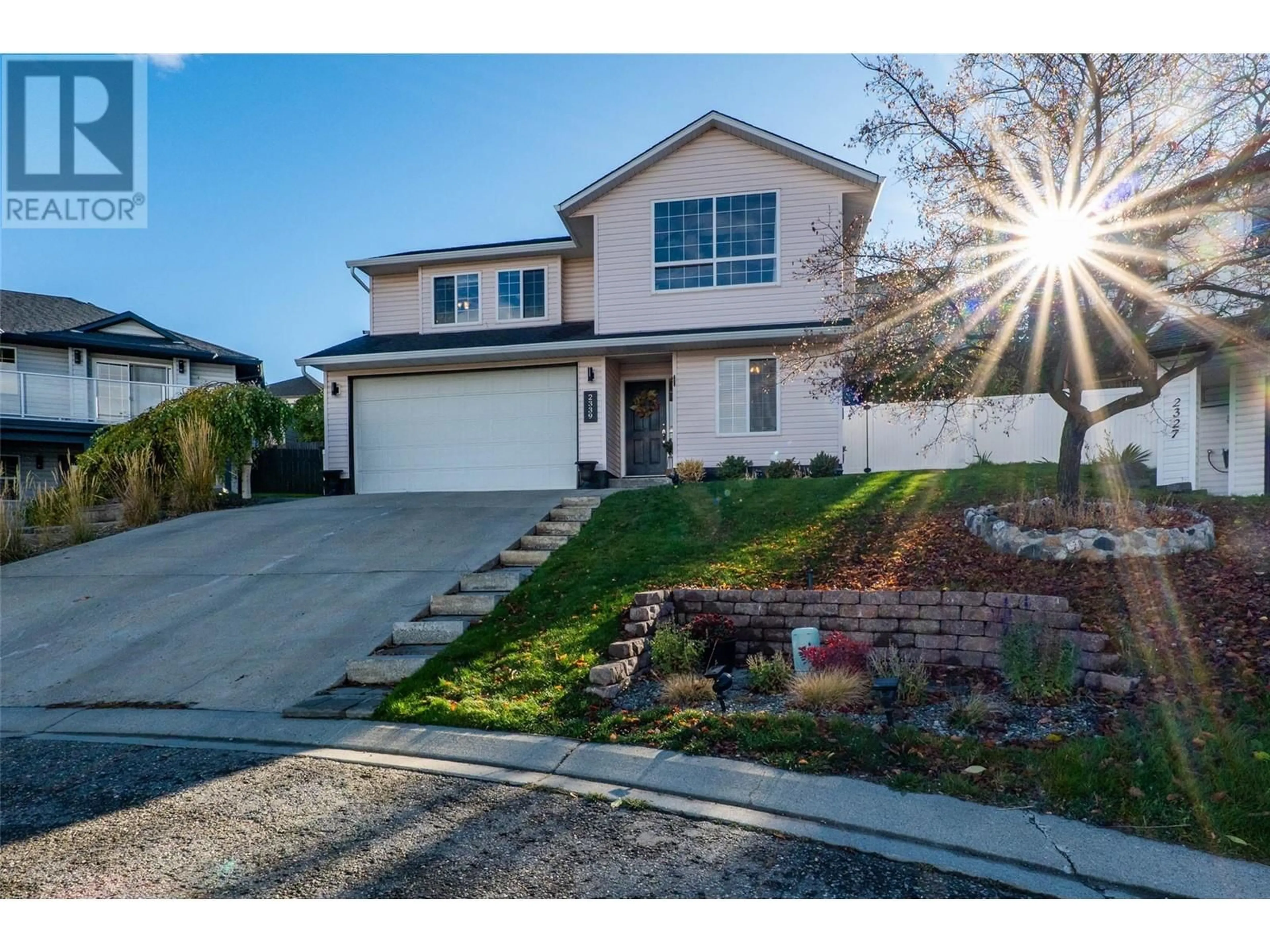 Frontside or backside of a home, the street view for 2339 CANONGATE Place, Kamloops British Columbia V1S1W8