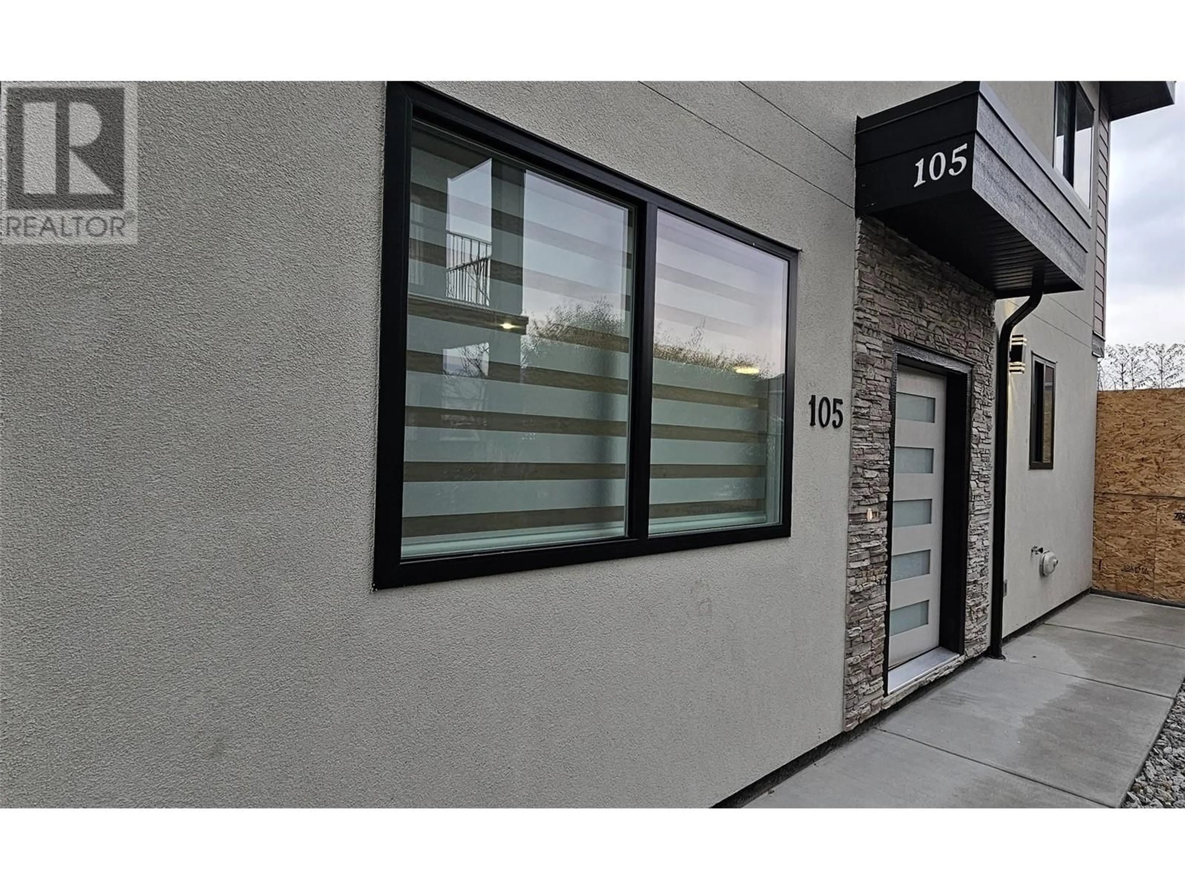 Unknown for 105 - 125 CALGARY AVENUE, Penticton British Columbia V2A2T7