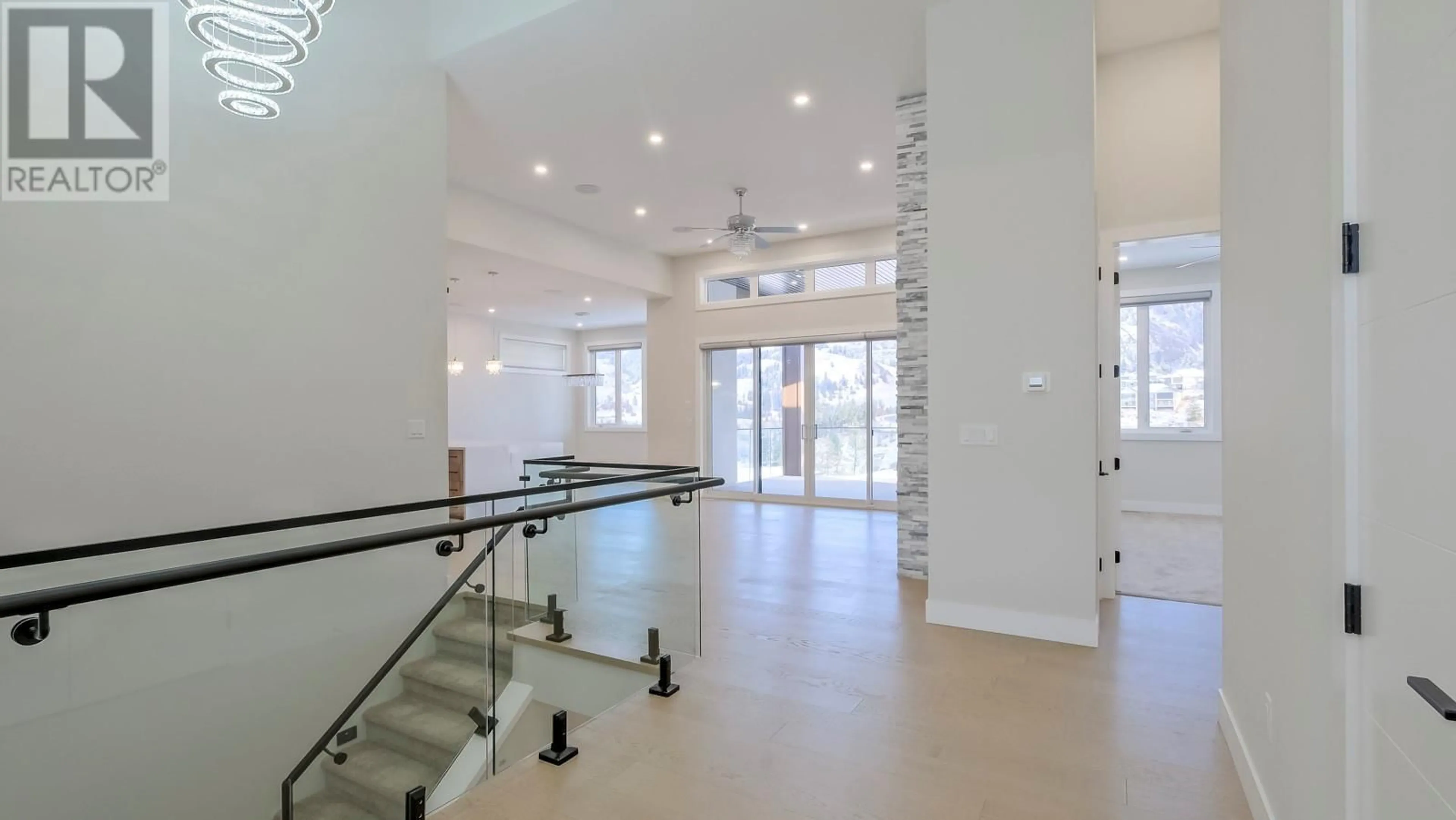 Indoor foyer, cement floor for 937 Royal Troon Lane Lot# 20, Kelowna British Columbia V1P0A3