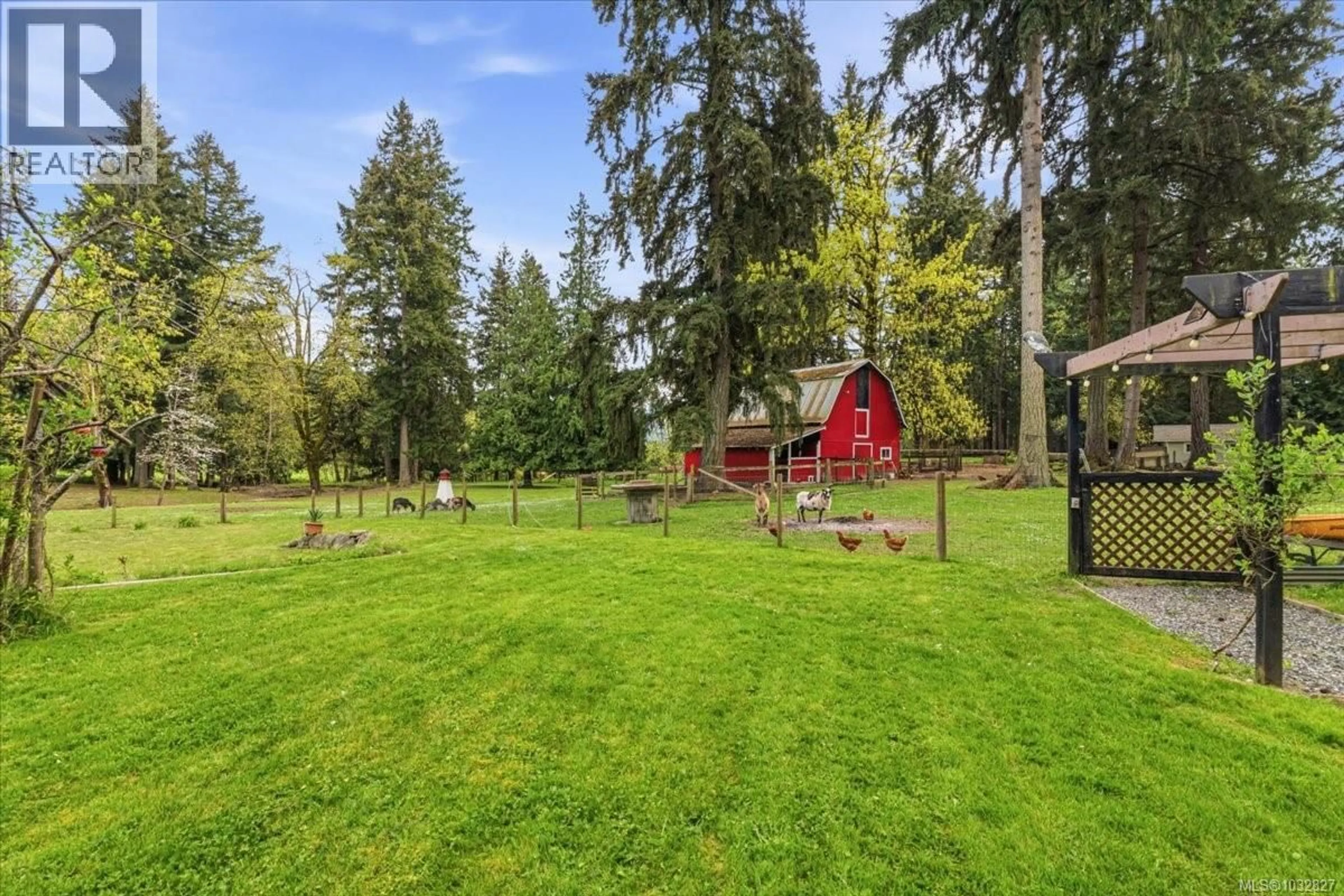 Patio, forest/trees view for 13345 CEDAR ROAD, Nanaimo British Columbia