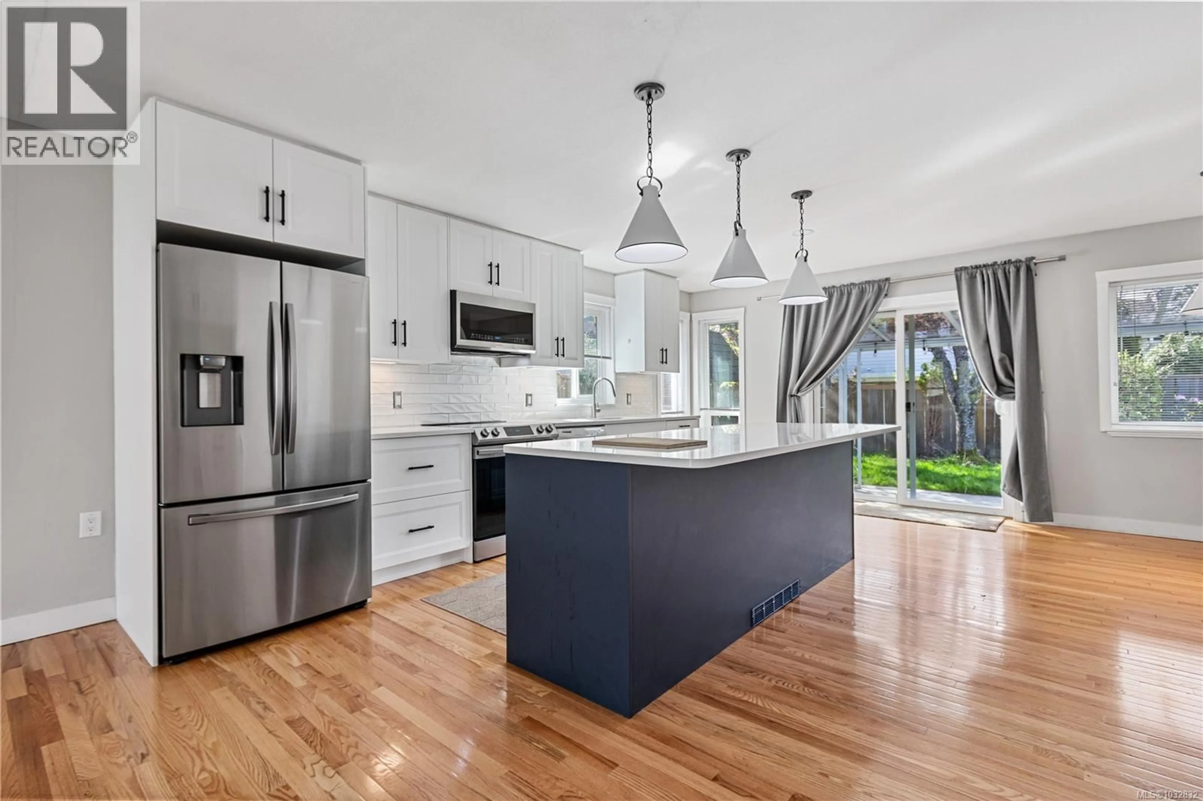 Open concept kitchen, unknown for 4340 MARTIN PLACE, Nanaimo British Columbia V9S5V2