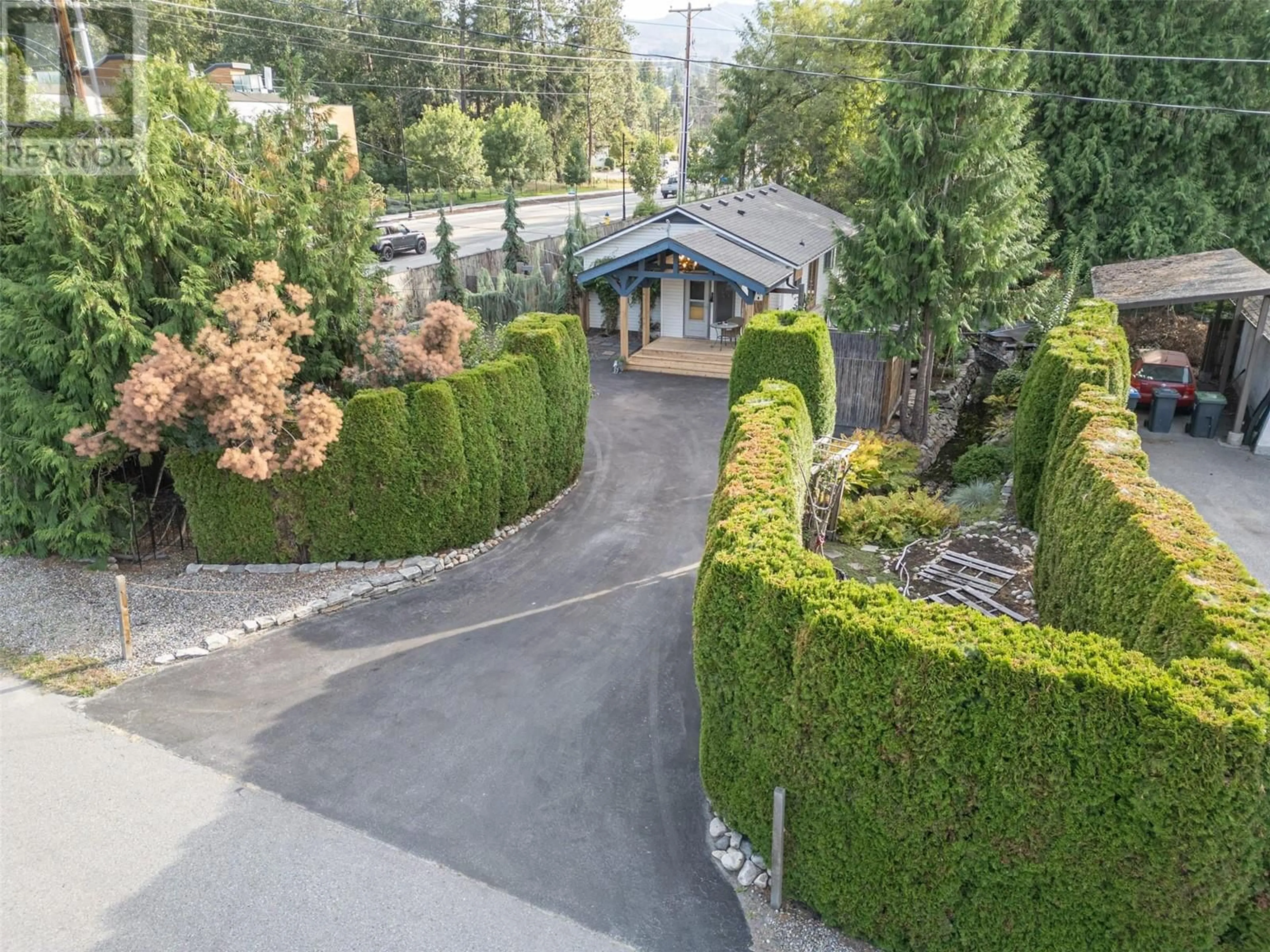 Frontside or backside of a home, cottage for 541 Keith Road, Kelowna British Columbia V1W1K2