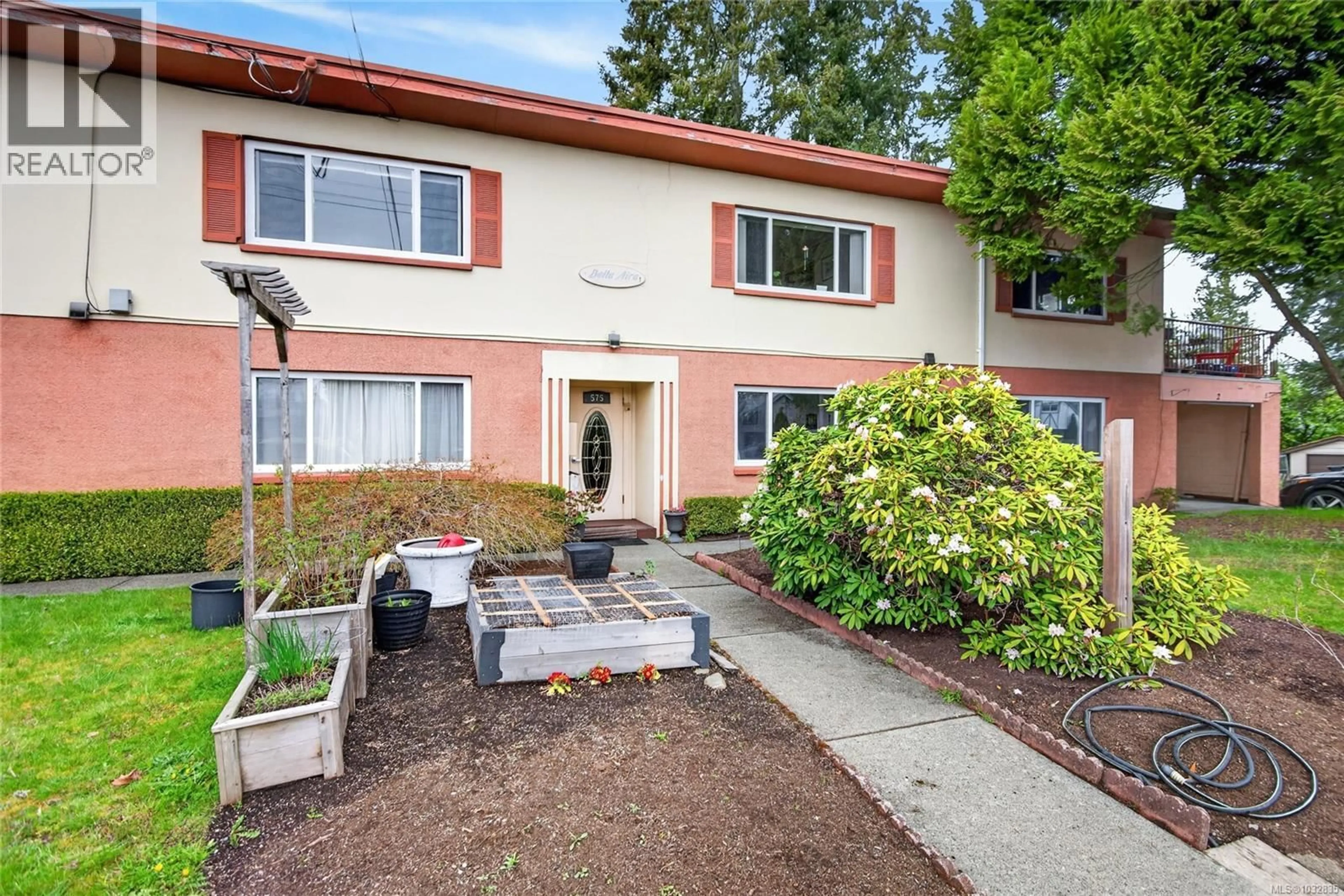 Unknown for 575 14TH STREET, Courtenay British Columbia V9N1W4