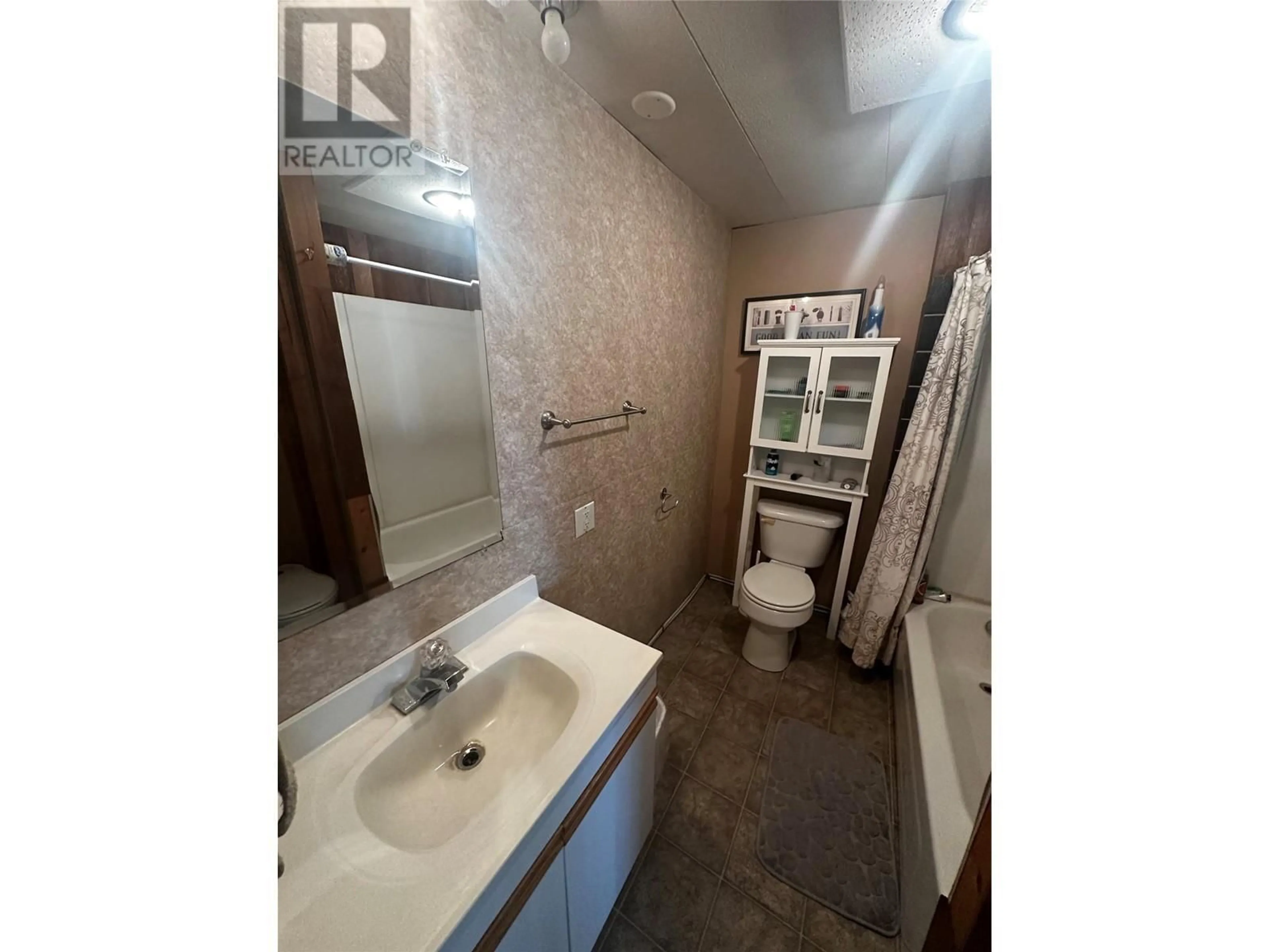 A pic of a room for 94 MCCLARTY SUB OTHER, Chetwynd British Columbia V0C1J0