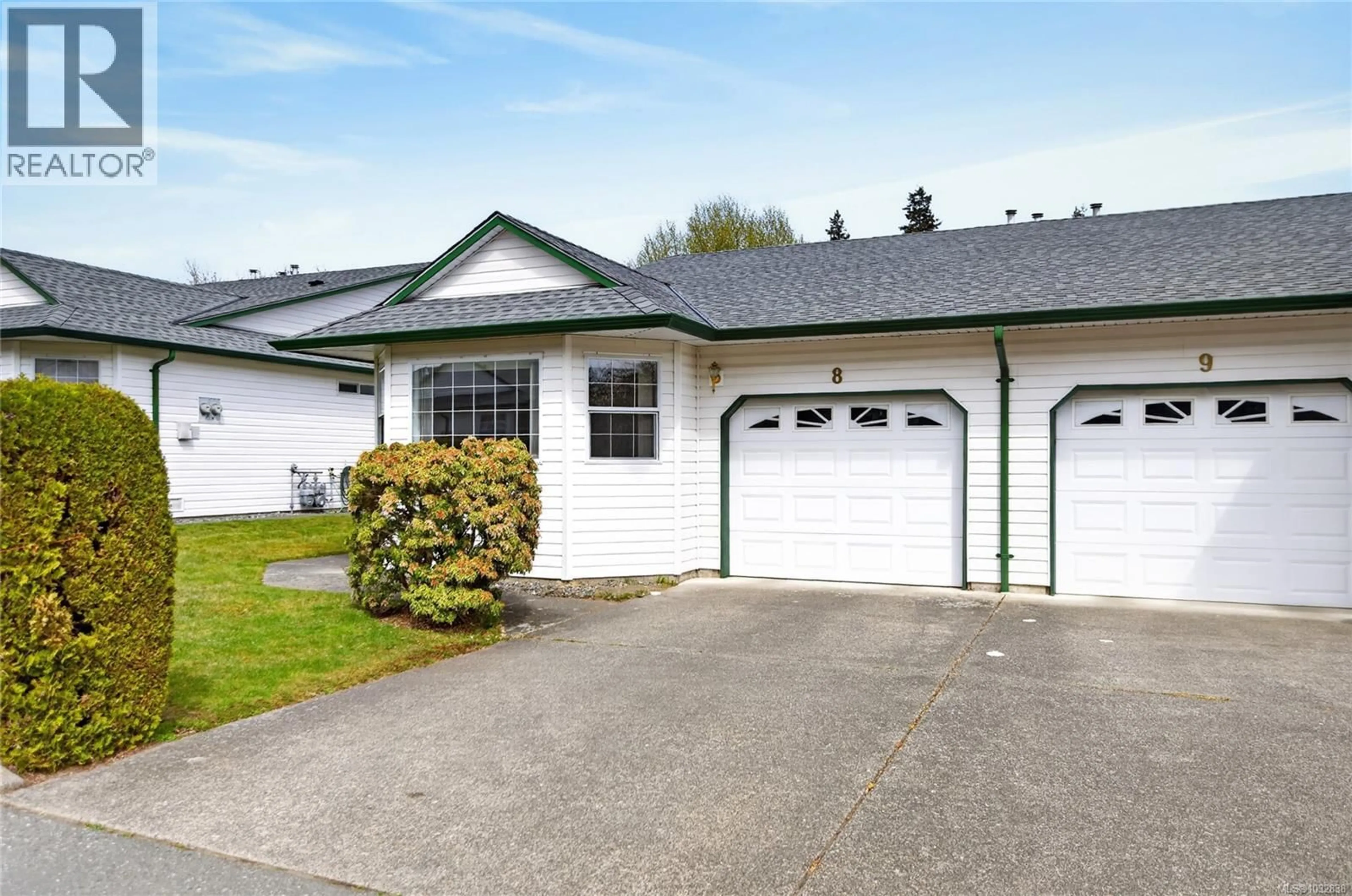 Home with vinyl exterior material, street for 8 - 1855 WILLEMAR AVENUE, Courtenay British Columbia V9N3M5