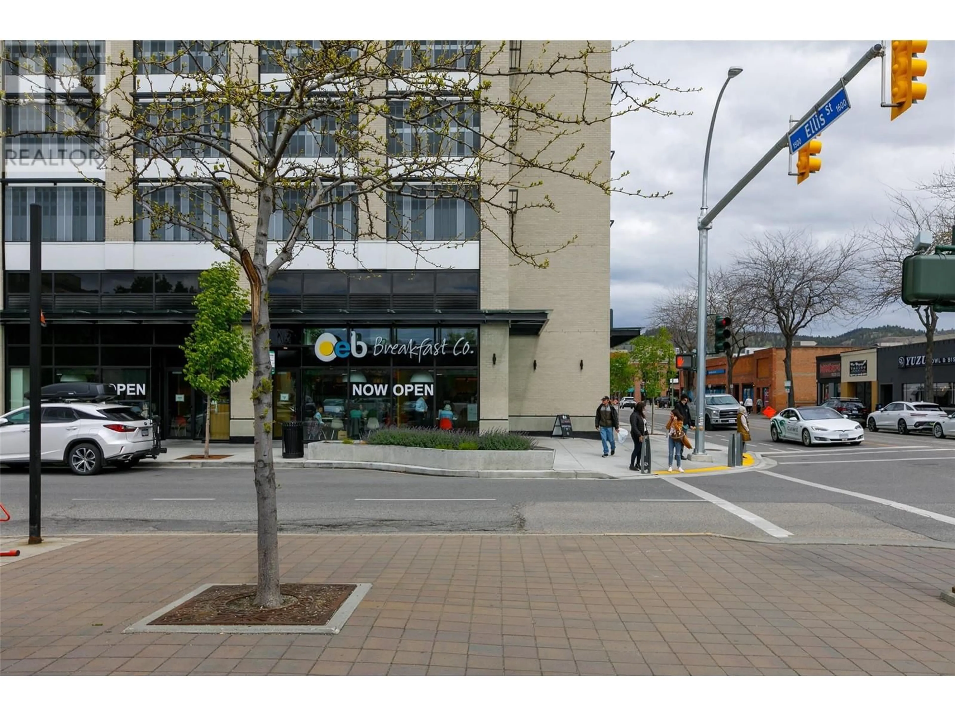 A pic from exterior of the house or condo, the street view for 1588 Ellis Street Unit# PH1, Kelowna British Columbia V1Y8L1