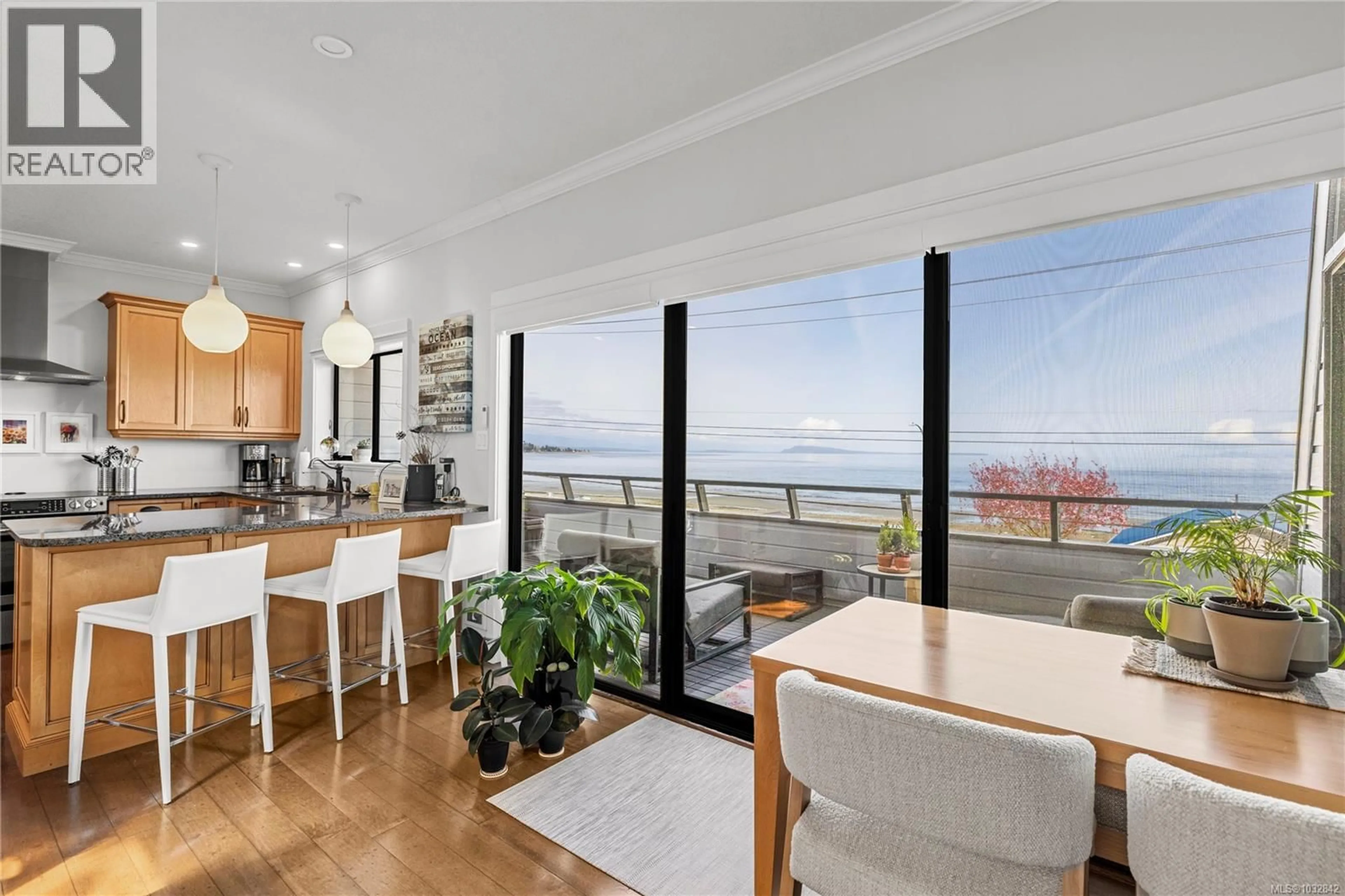 Open concept kitchen, unknown for 2 - 2734 ISLAND HIGHWAY WEST, Qualicum Beach British Columbia V9K1P7